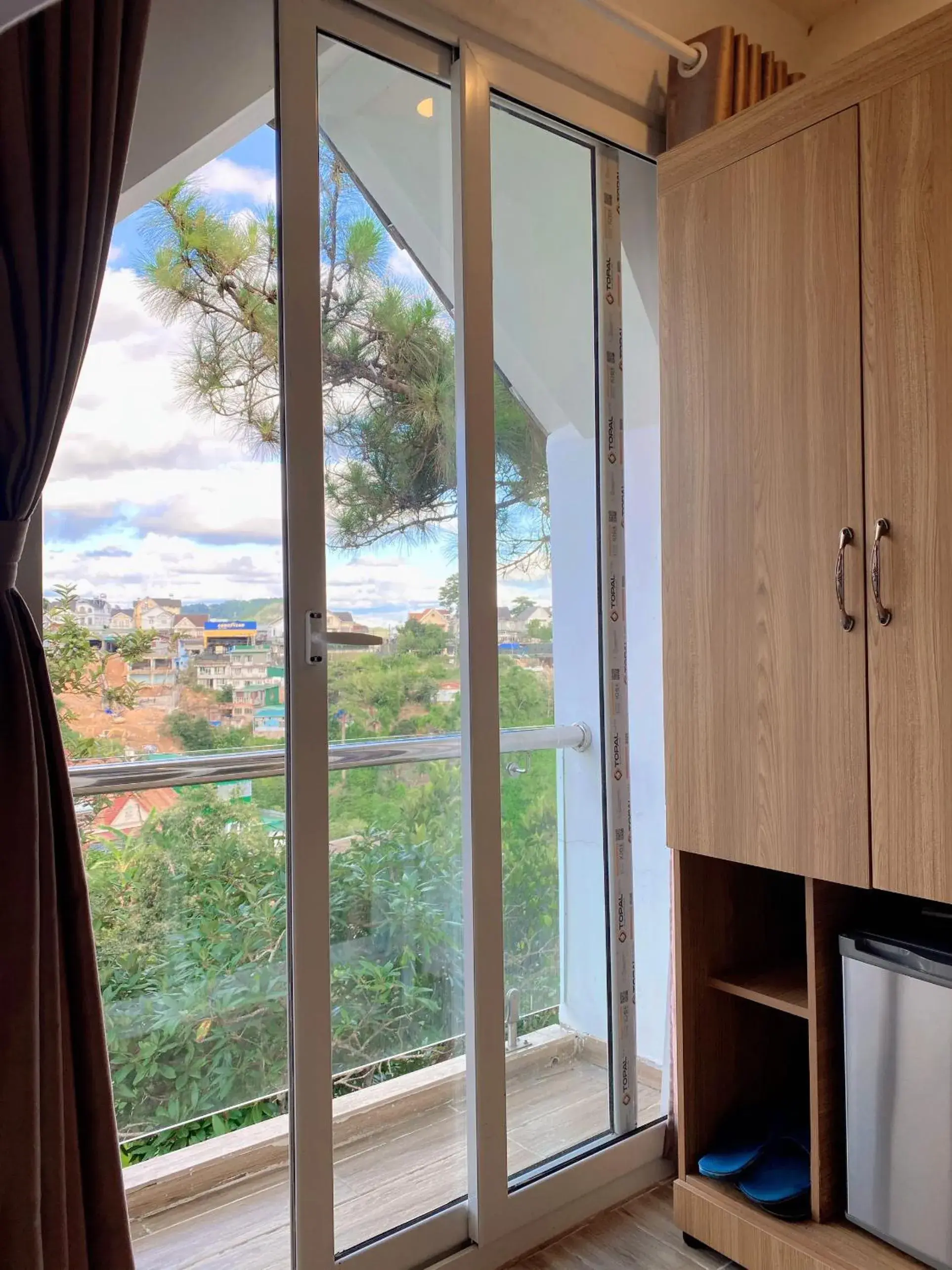 Small Double Room in Lacami Dalat Hotel Small Double Room in Lacami Dalat Hotel