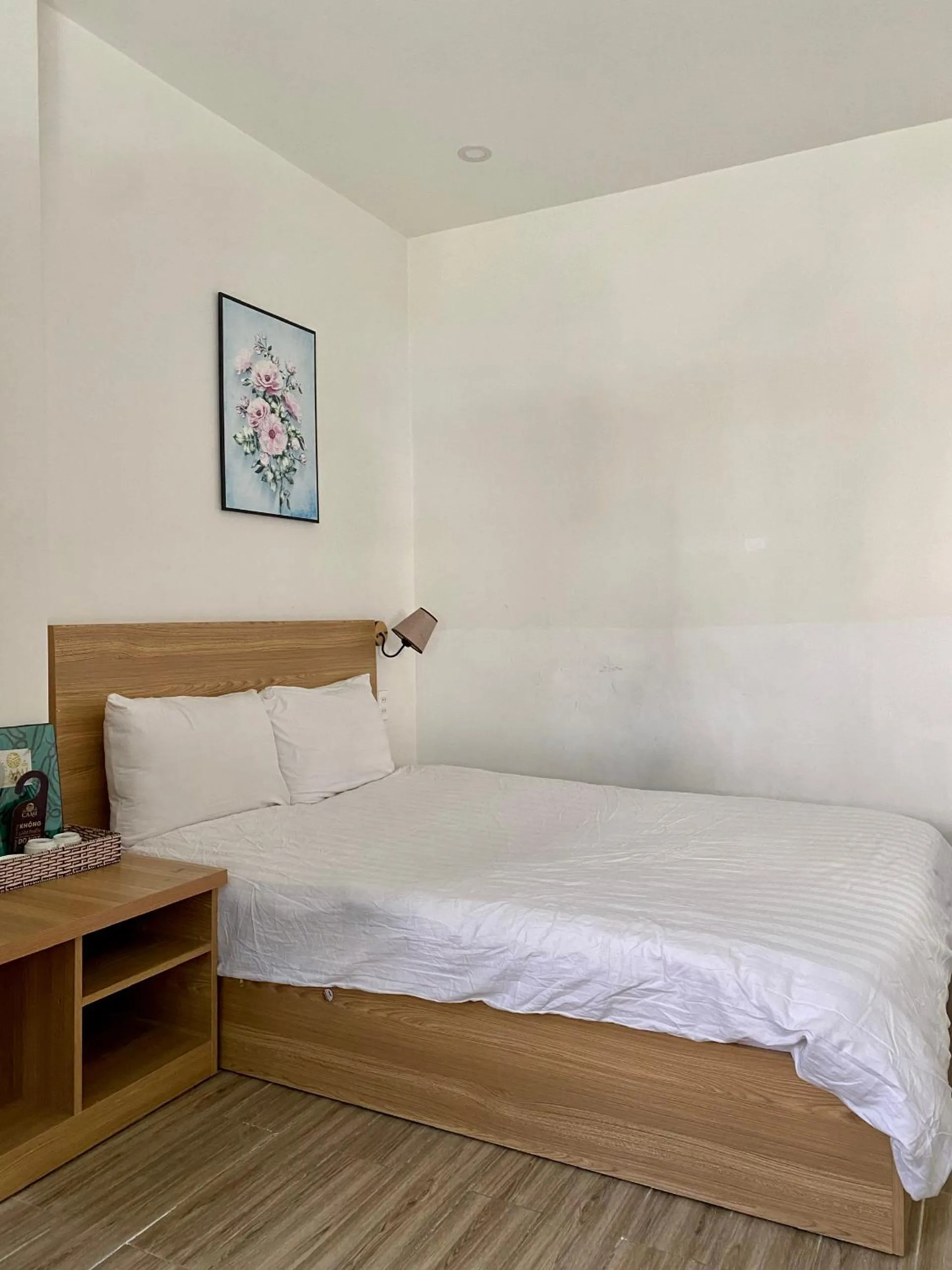 Bed in Lacami Dalat Hotel