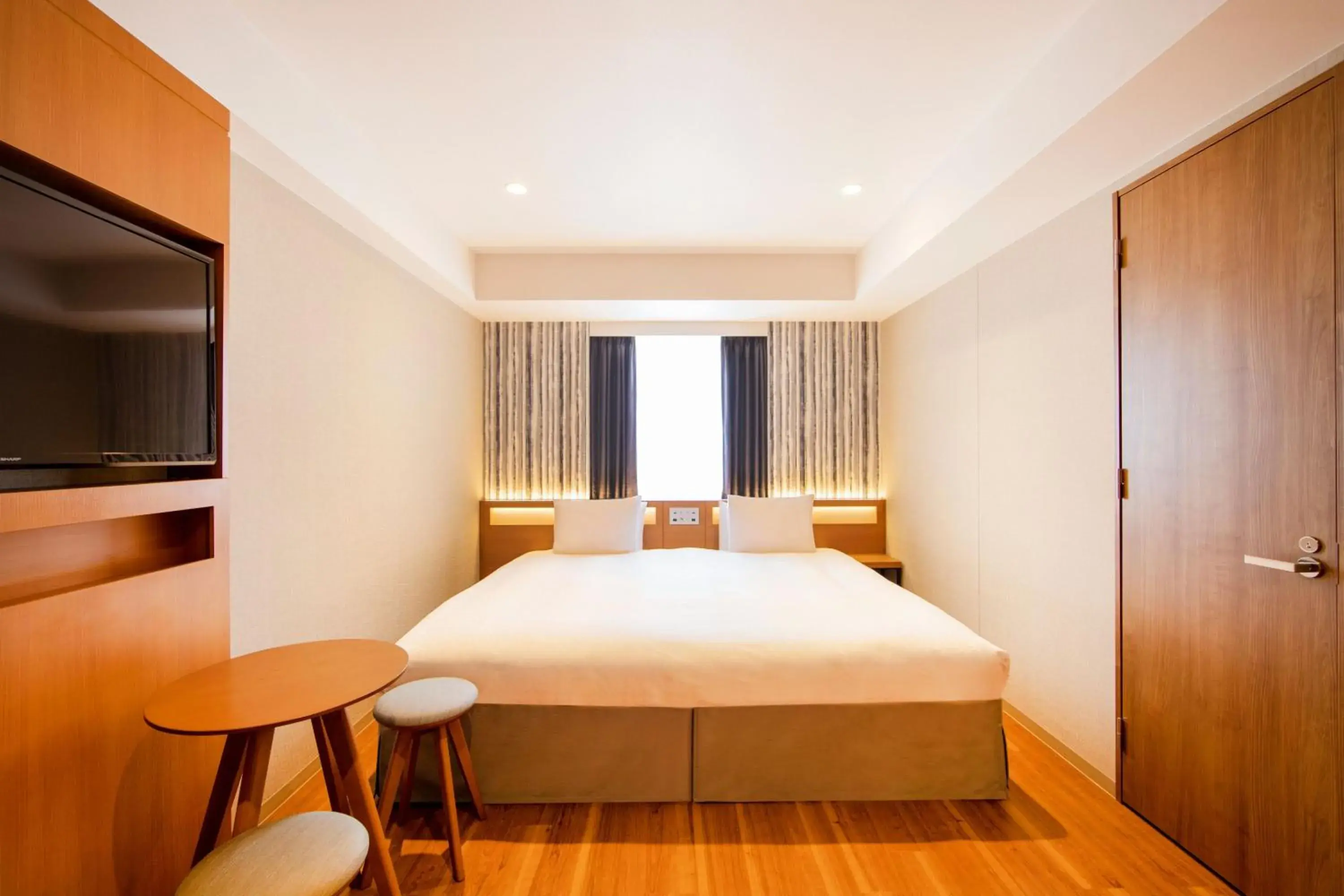 King Double in karaksa hotel grande Shin-Osaka Tower King Double in karaksa hotel grande Shin-Osaka Tower