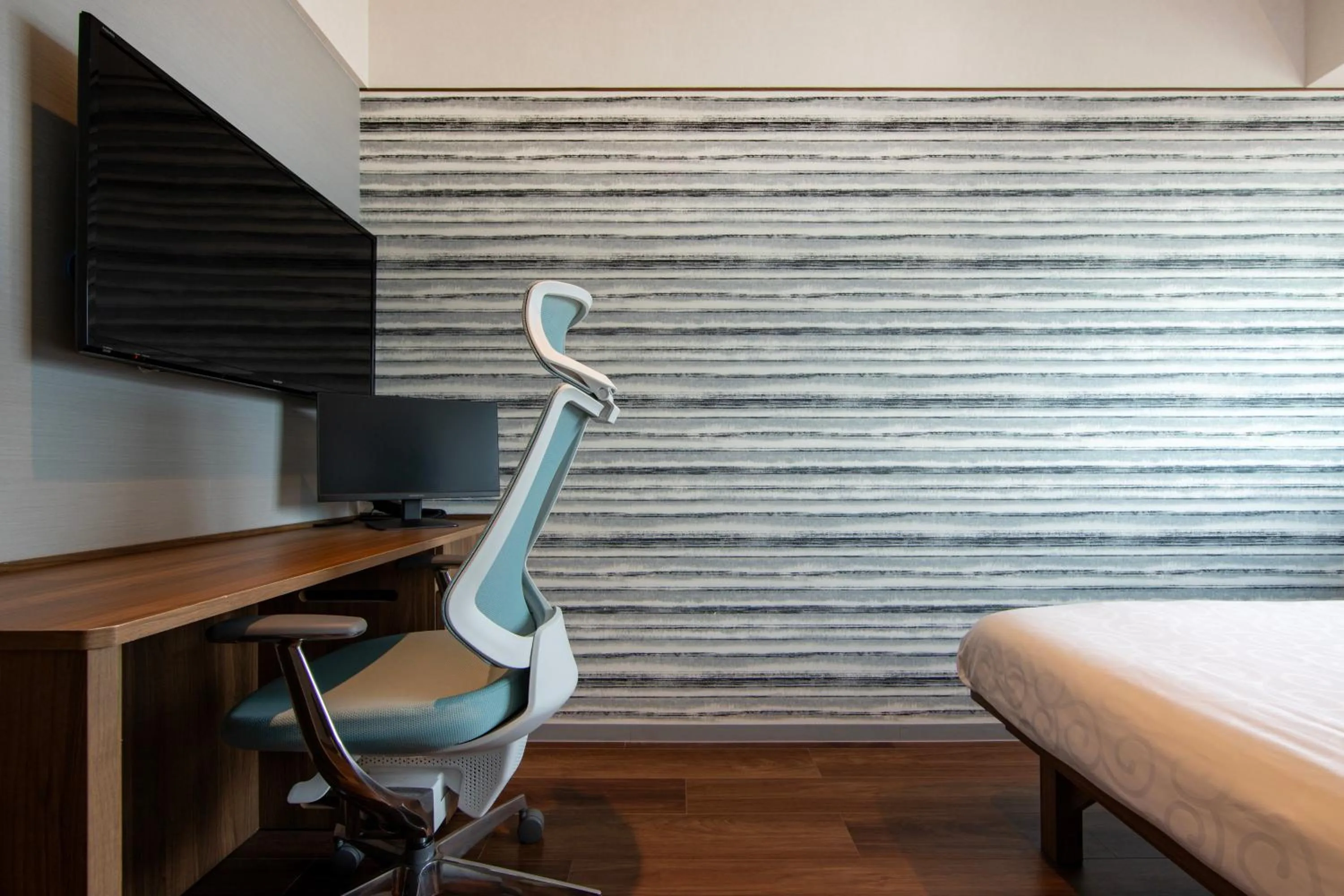 Photo of the whole room in karaksa hotel grande Shin-Osaka Tower