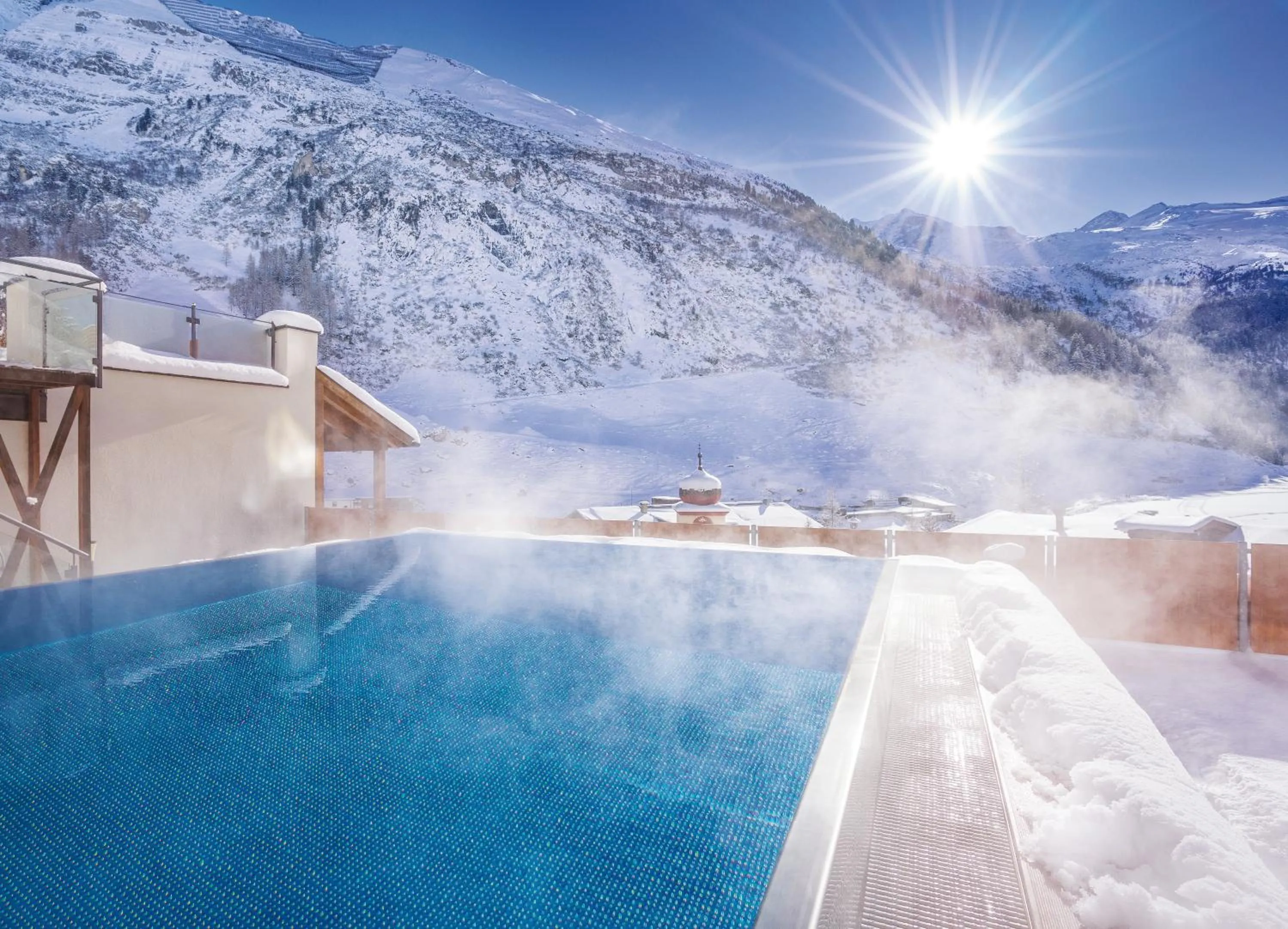 Swimming pool in Hotel Klausnerhof