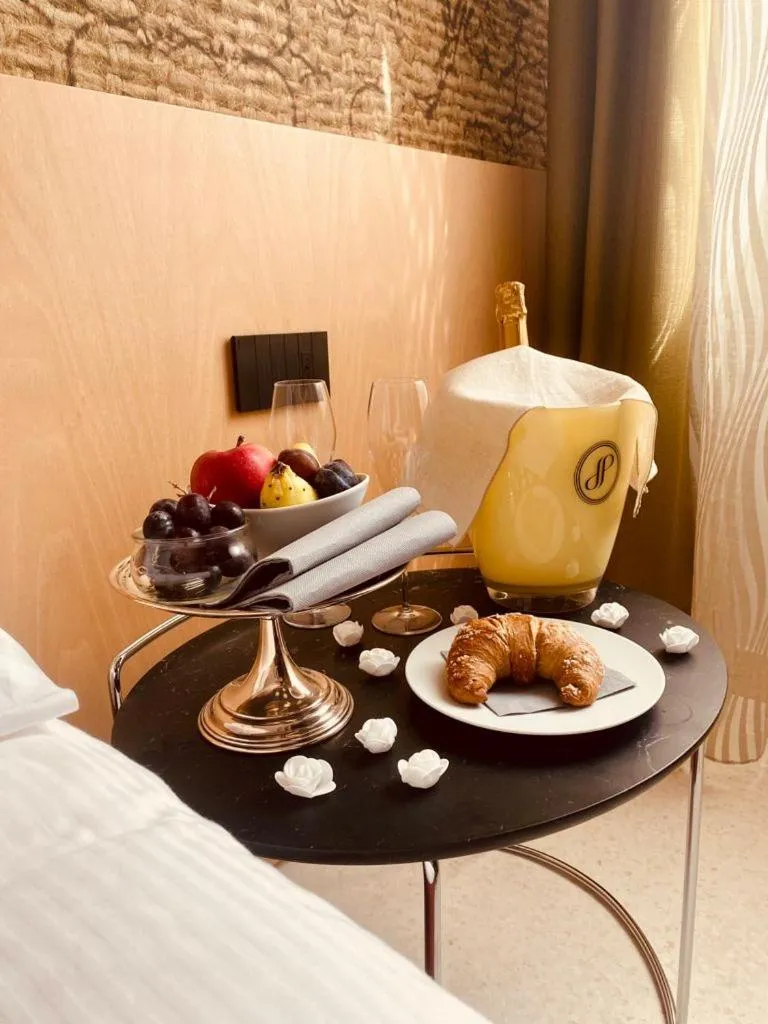 Breakfast in Antica Pusterla Relais de Charme