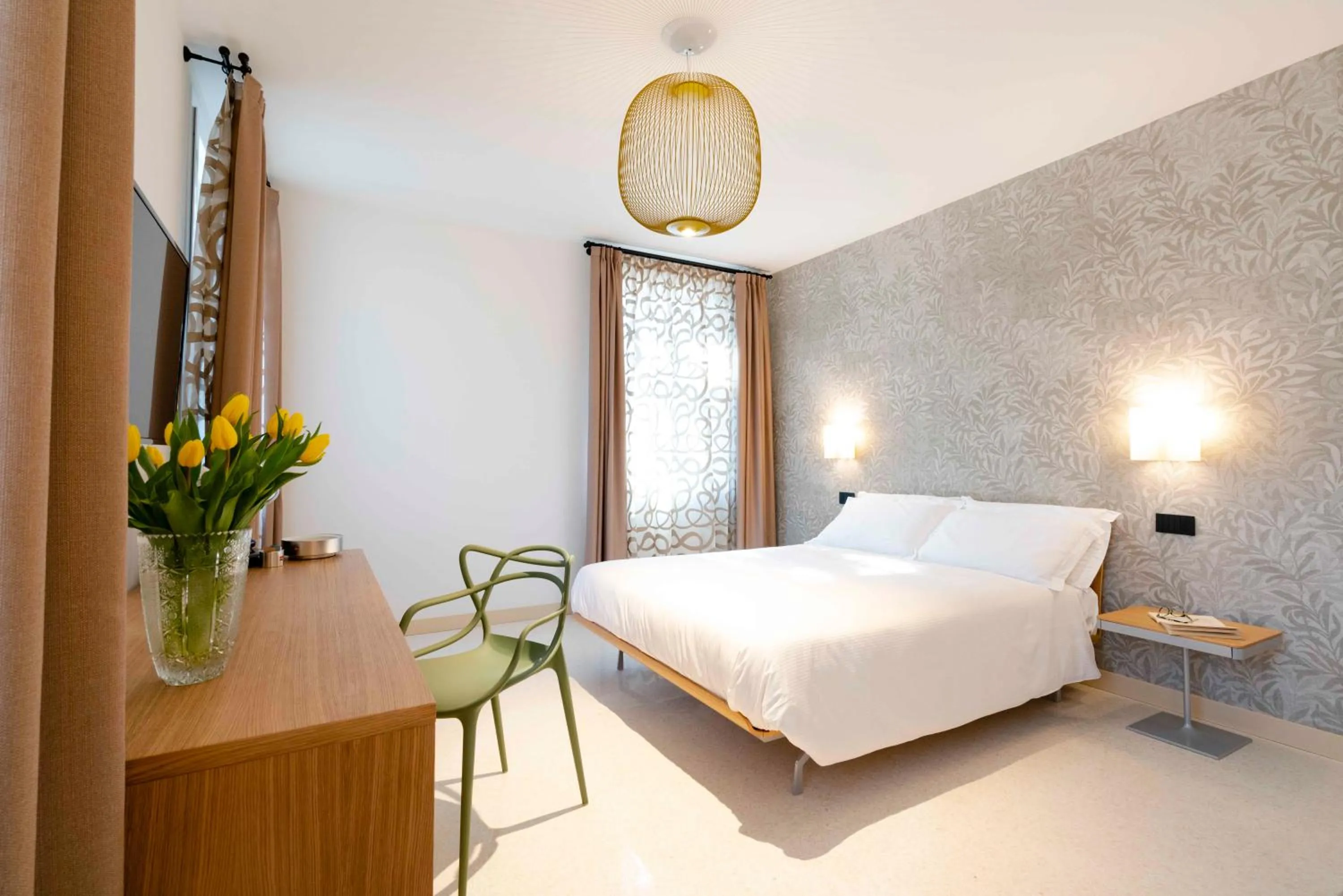 Bed in Antica Pusterla Relais de Charme