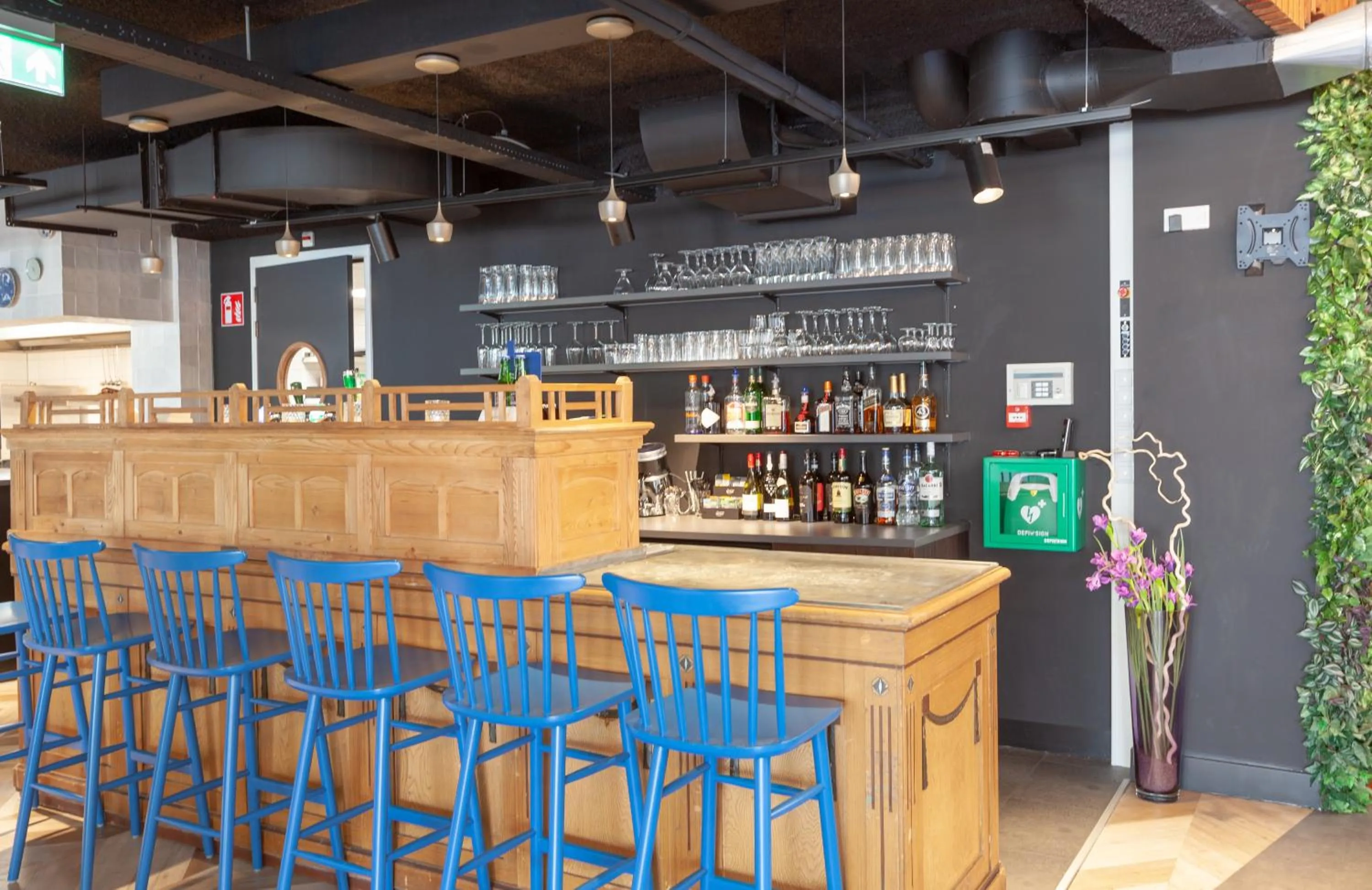 Lounge or bar in Best Western Plus Hotel Amstelveen