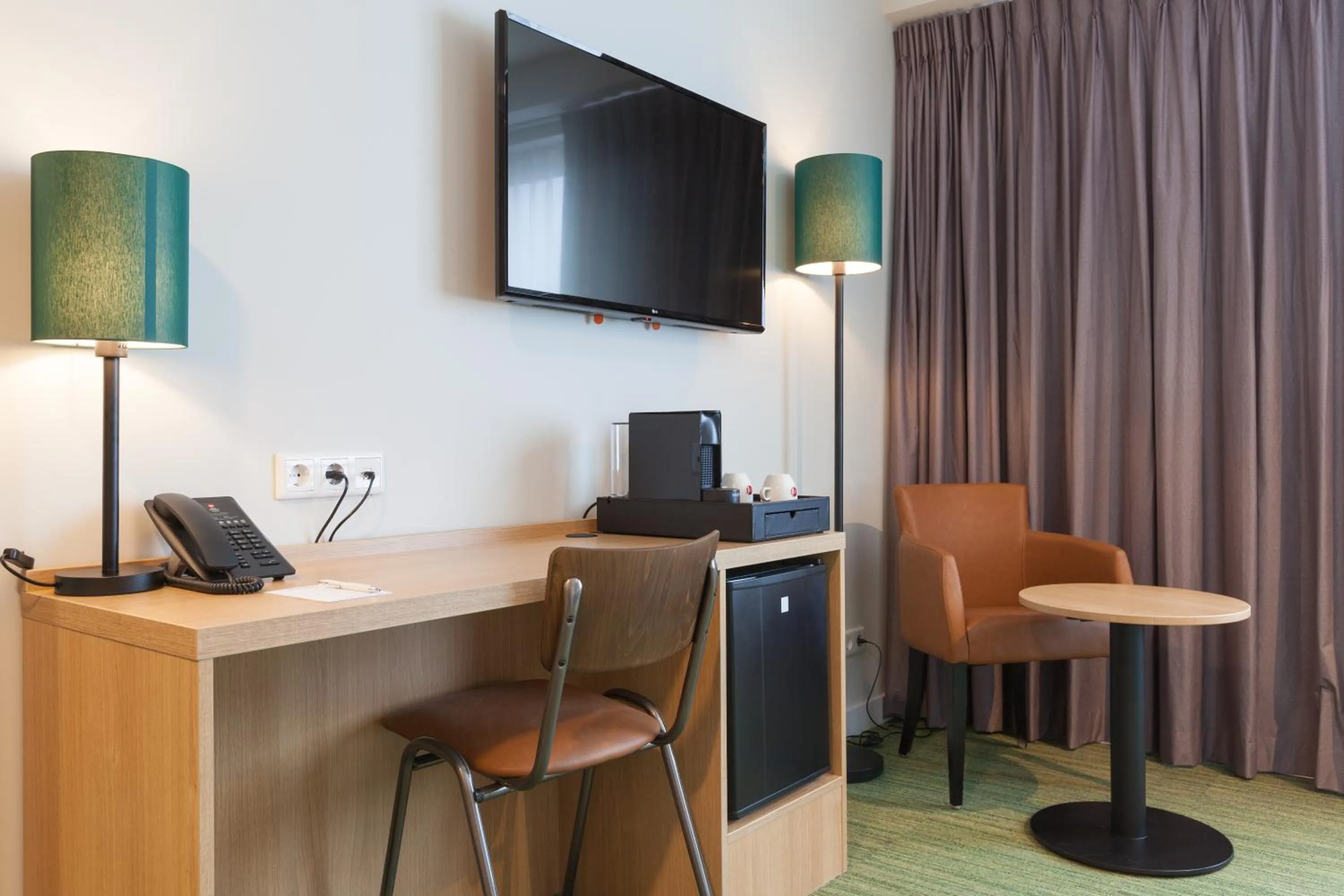 TV and multimedia in Best Western Plus Hotel Amstelveen