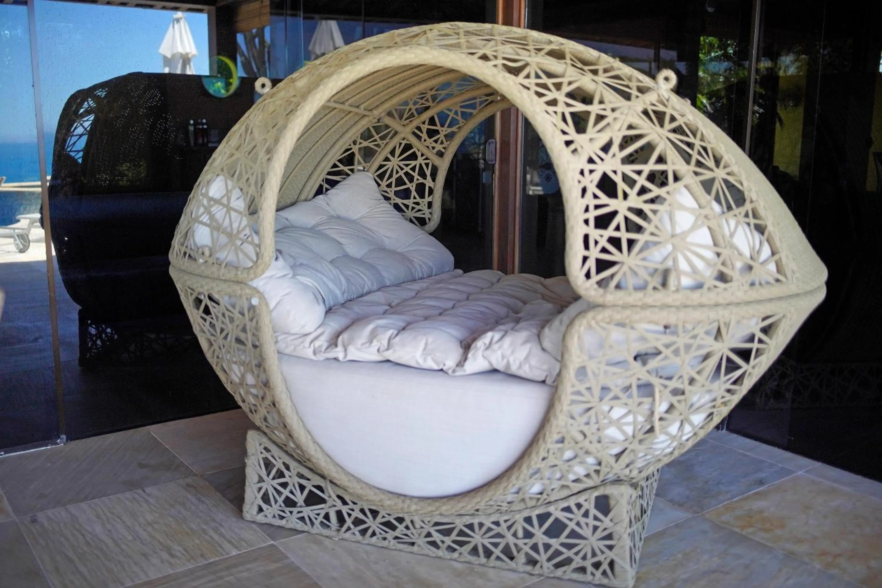 Seating area in Cliffside Luxury Inn