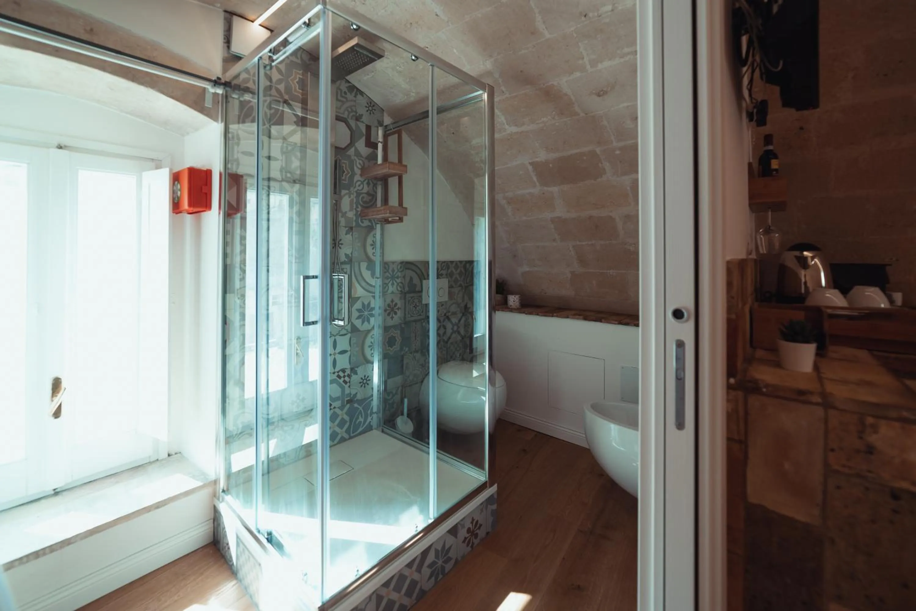 Shower in Gradelle San Nicola