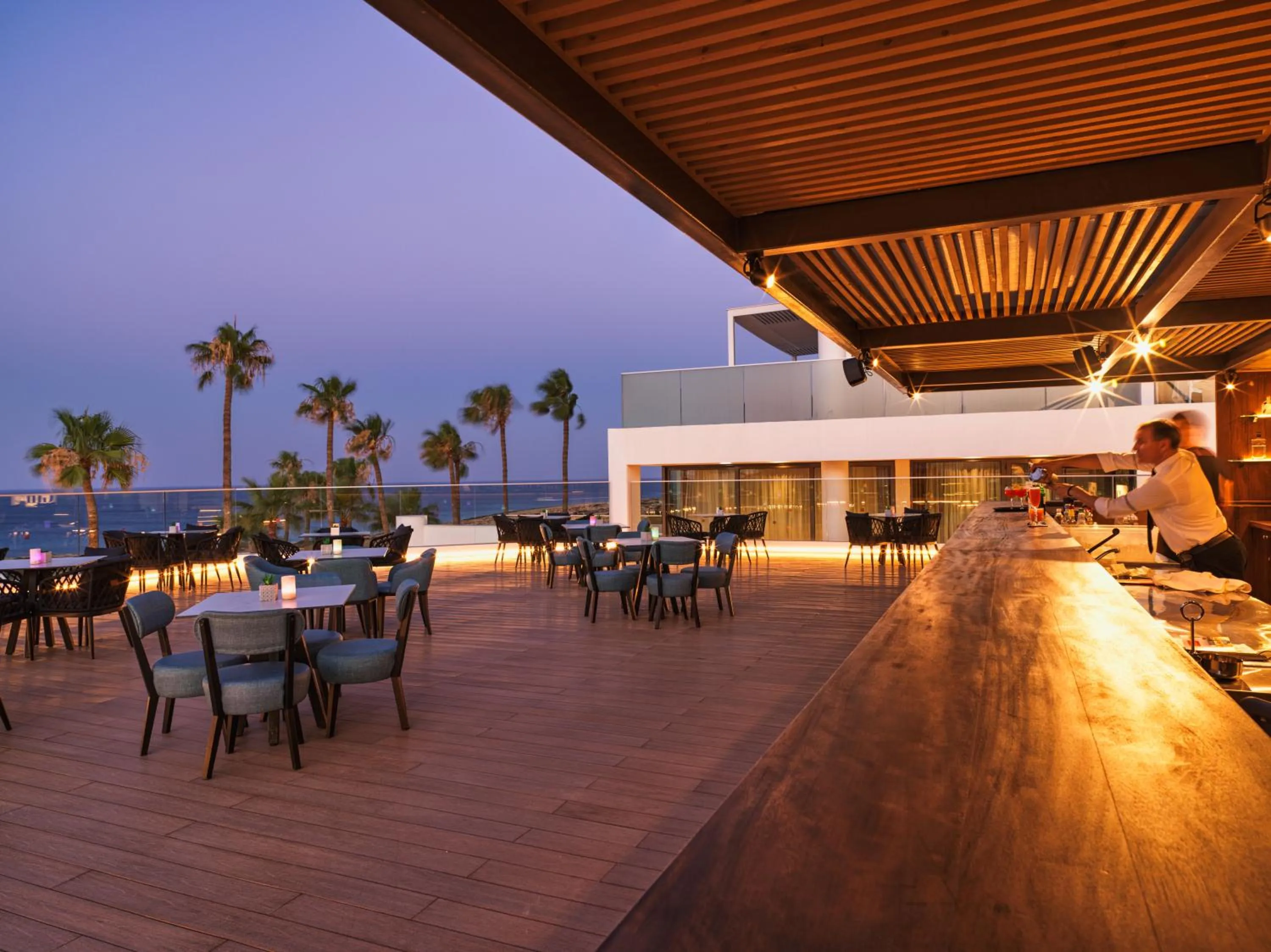 Lounge or bar in Leonardo Crystal Cove Hotel & Spa – Adults only