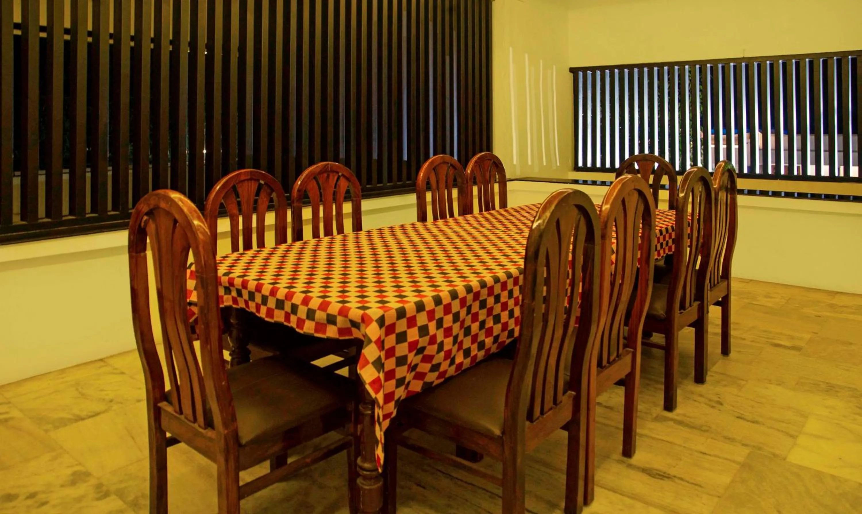 Dining area in Treebo Kumily Gate Thekkady