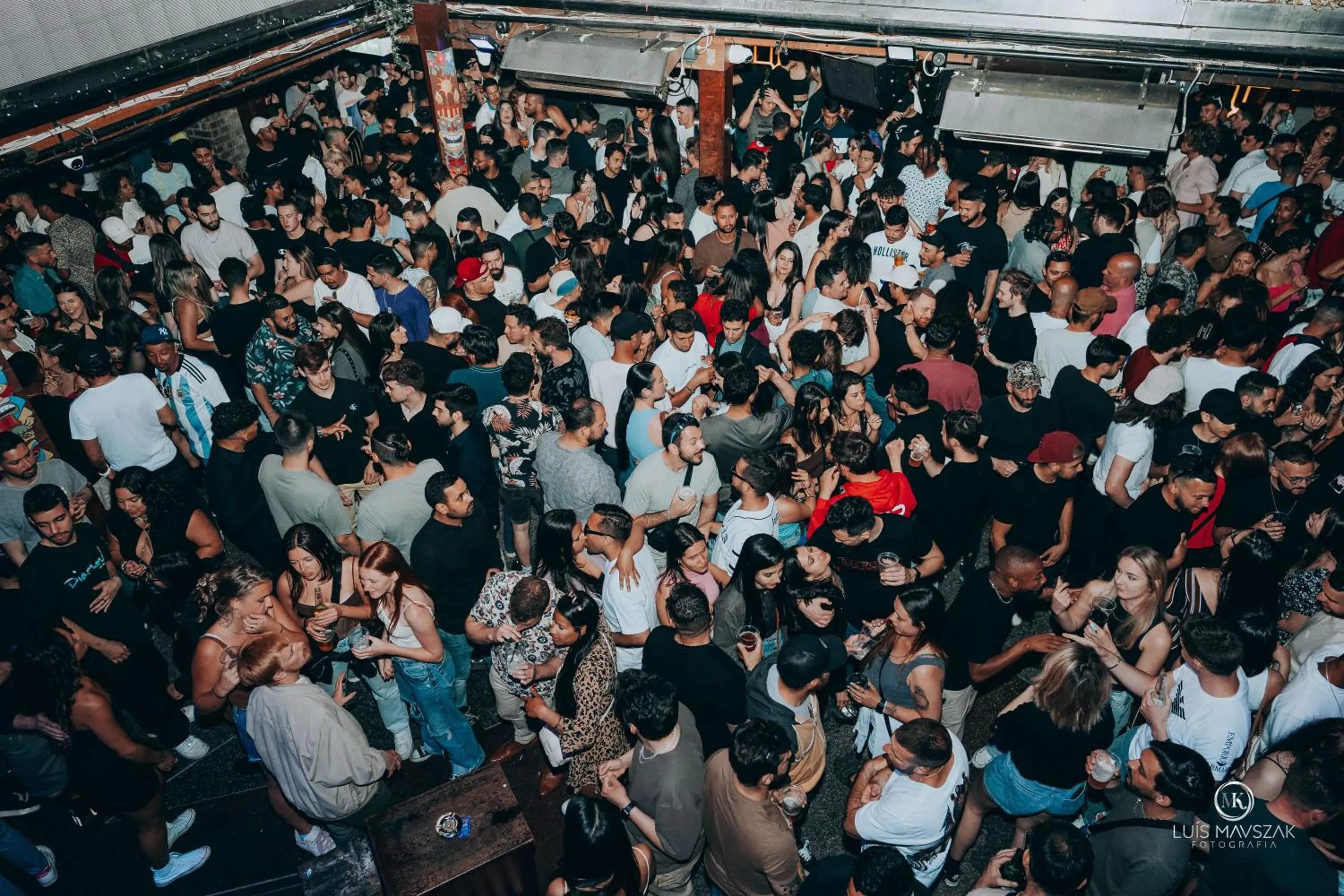 Nightclub / DJ in Russell Court Hotel