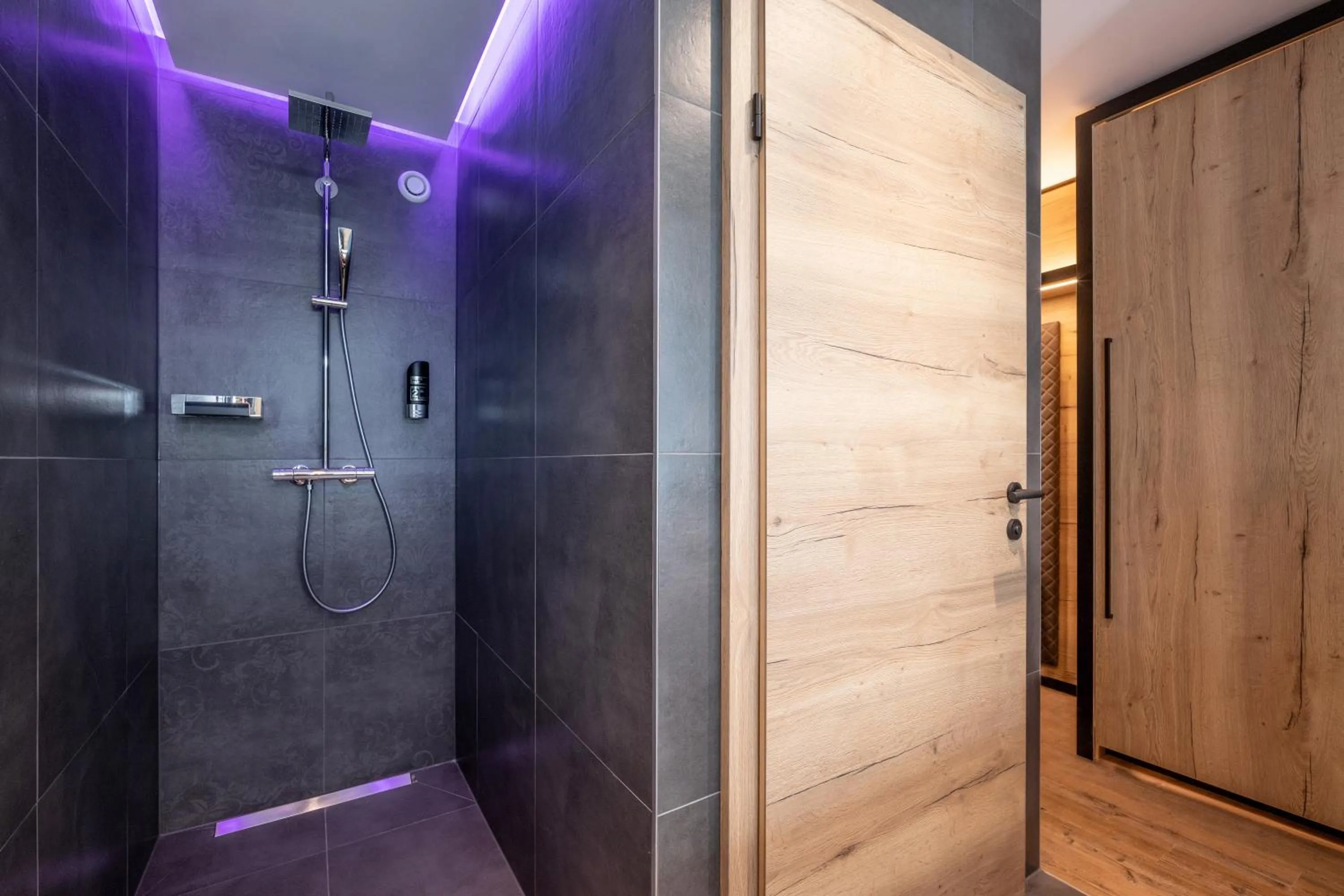 Shower in Hotel Adapura Wagrain