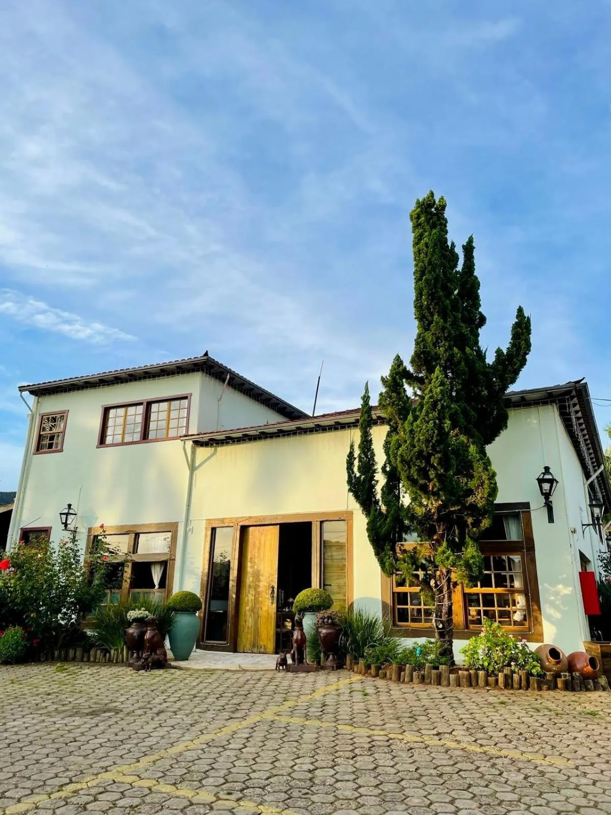 Property building in Pousada Neuza Barbosa