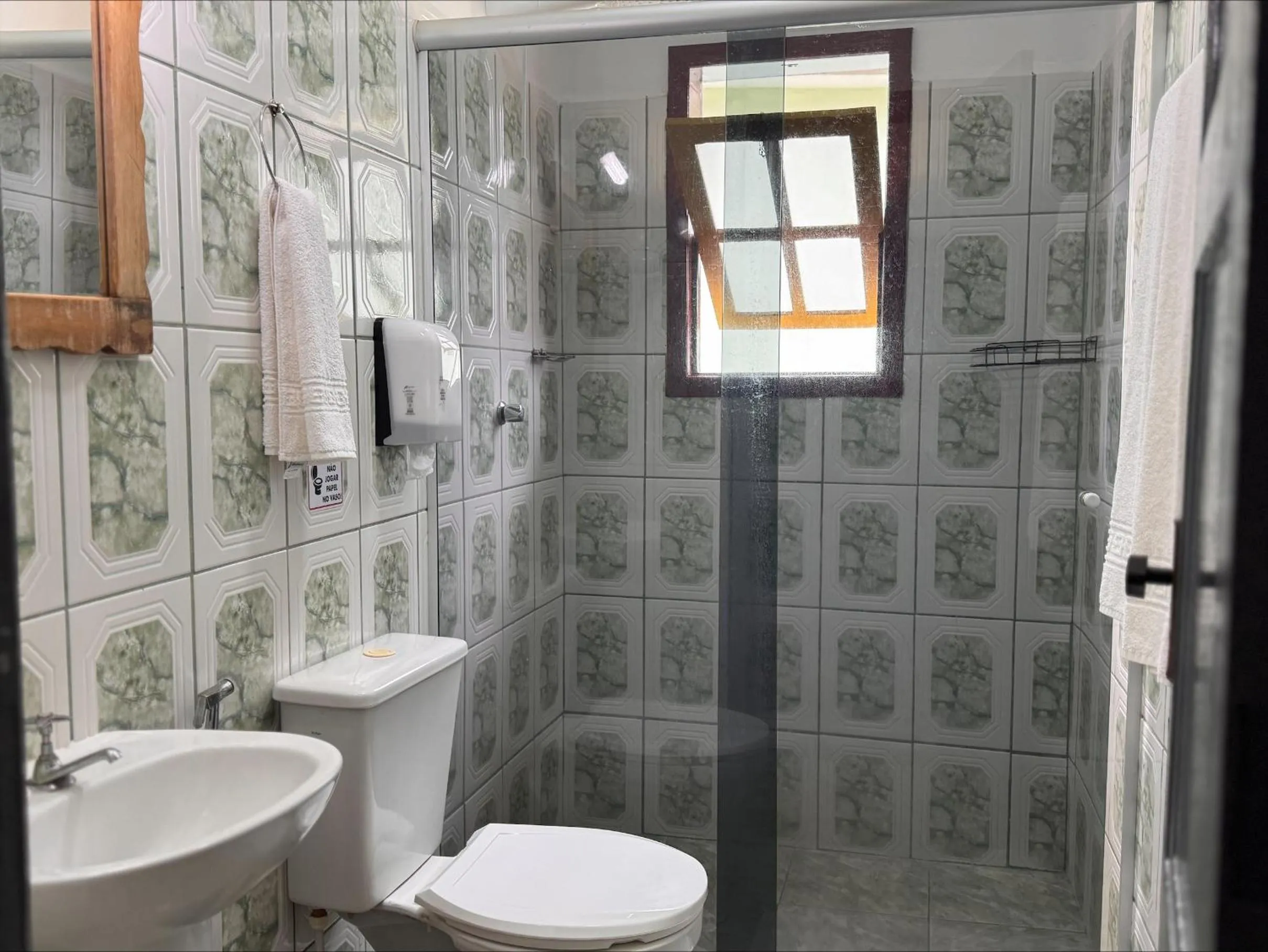 Shower in Pousada Neuza Barbosa