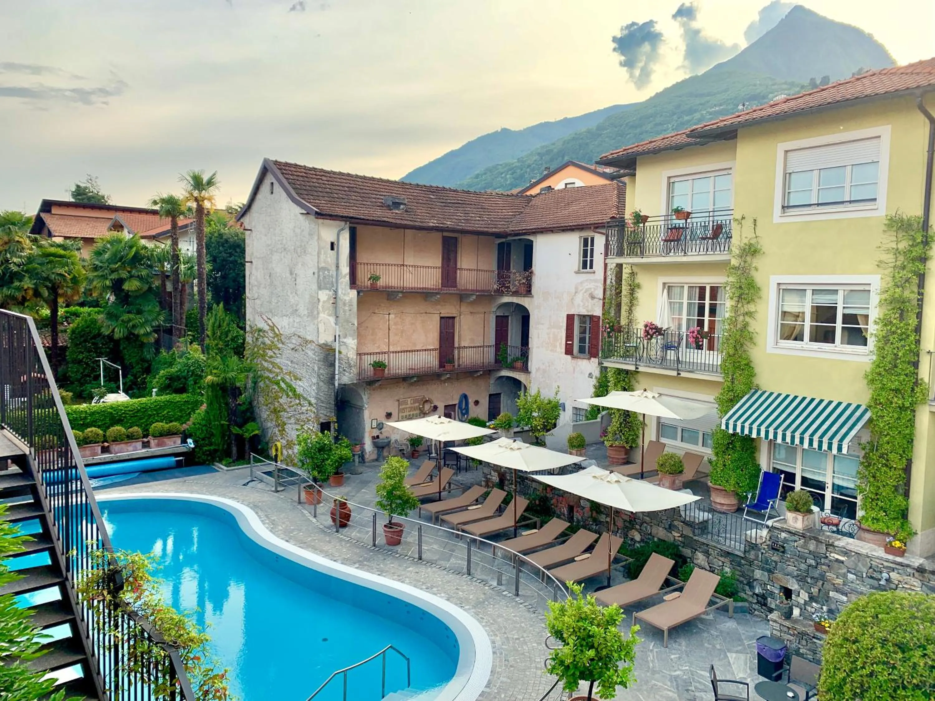 Pool view in Residenza dei Fiori