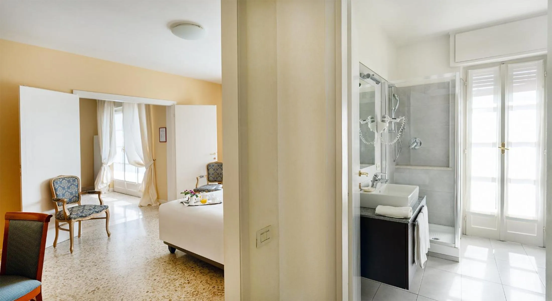 Bathroom, Bed in Residenza dei Fiori