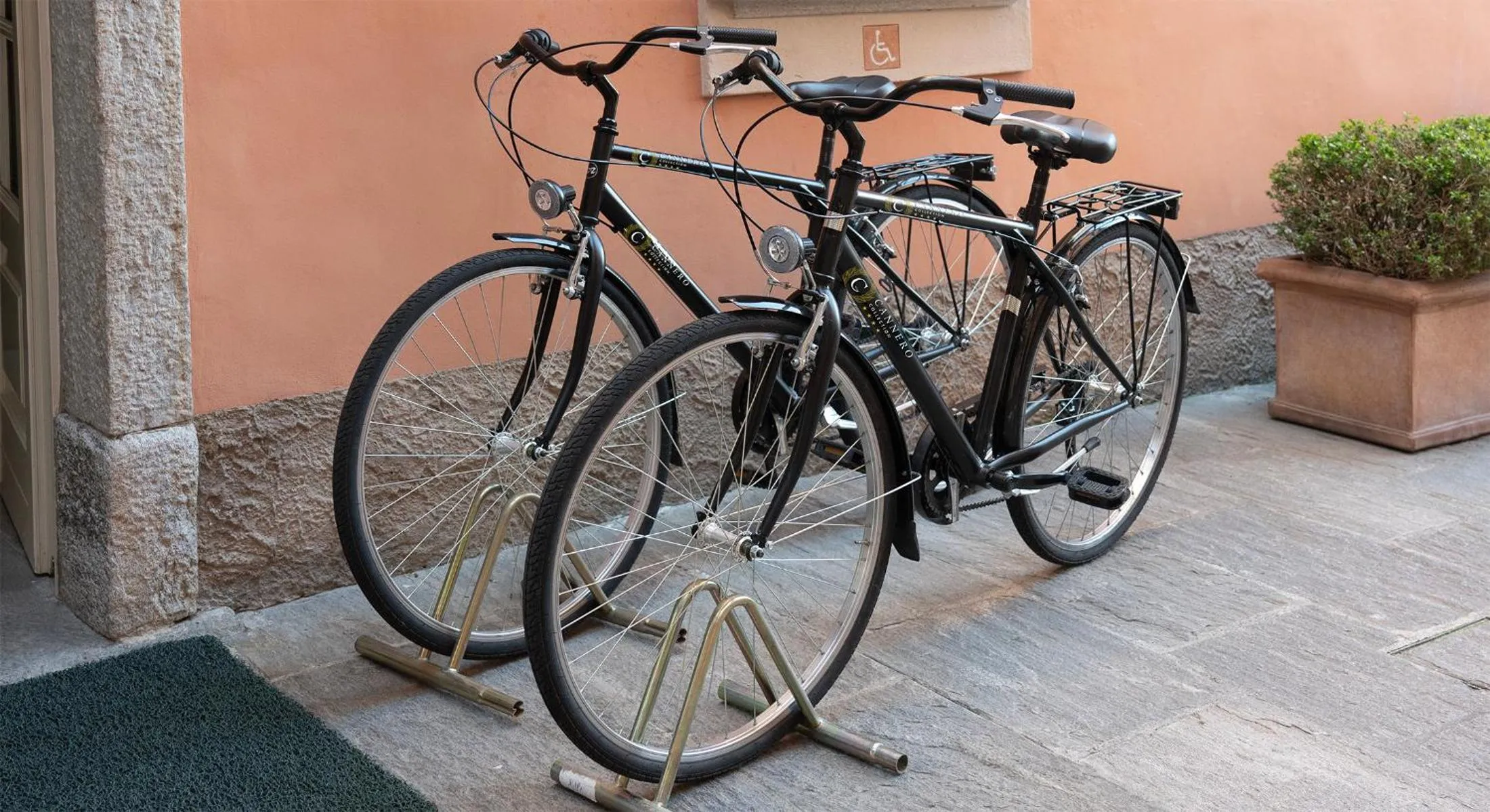 Cycling in Residenza dei Fiori
