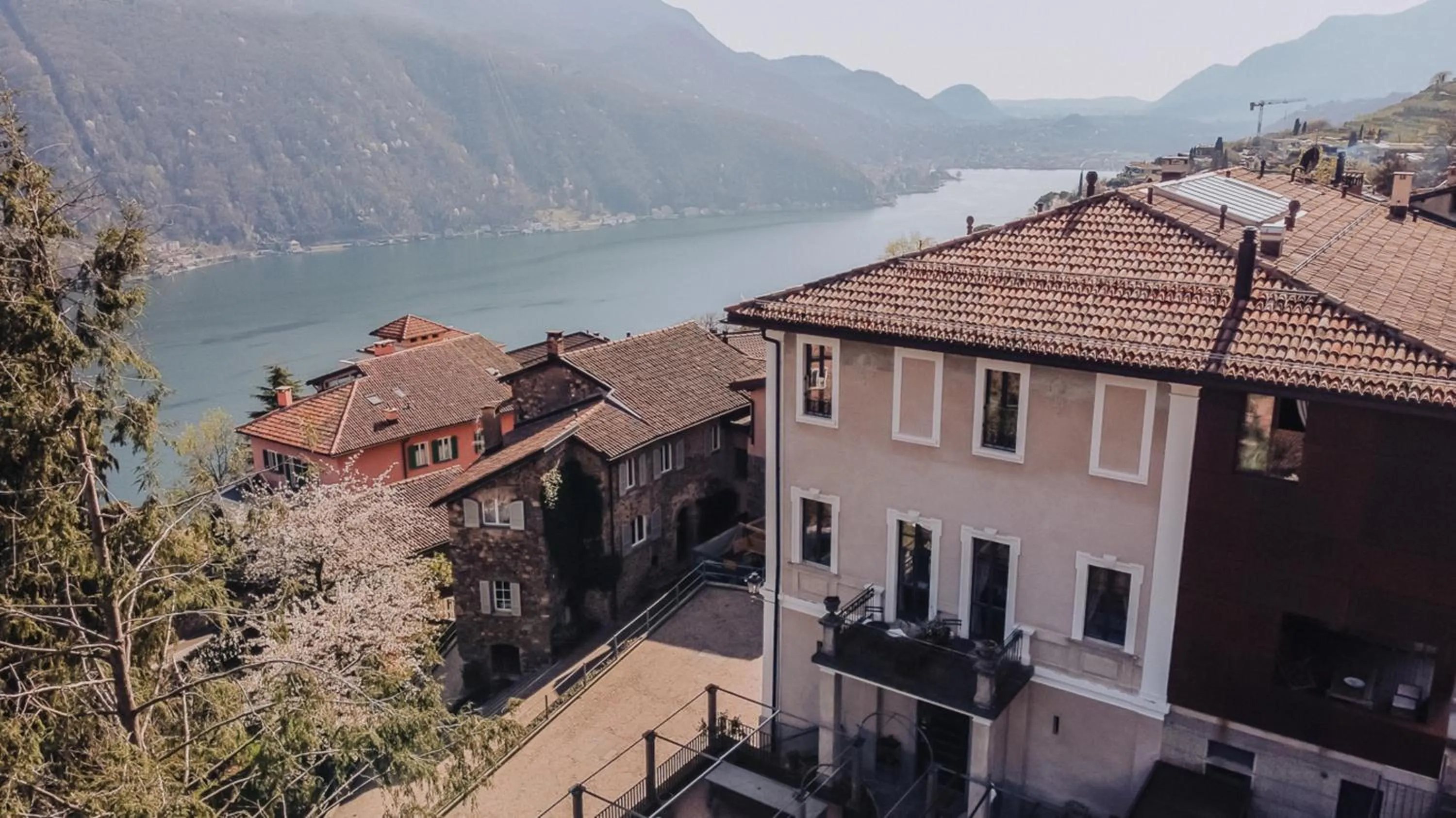 Lake view in Relais Castello di Morcote
