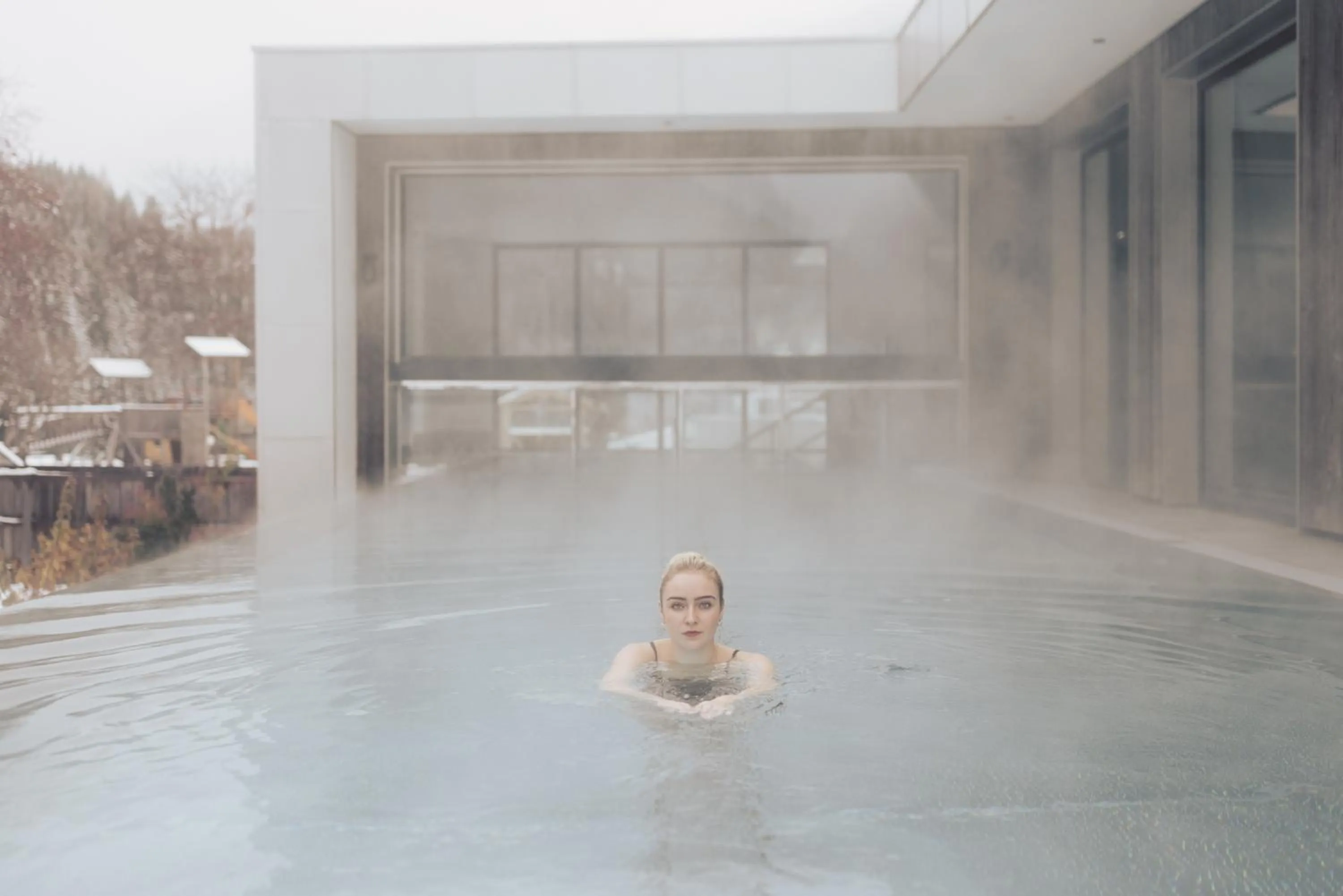 Swimming pool in Hotel Weisseespitze