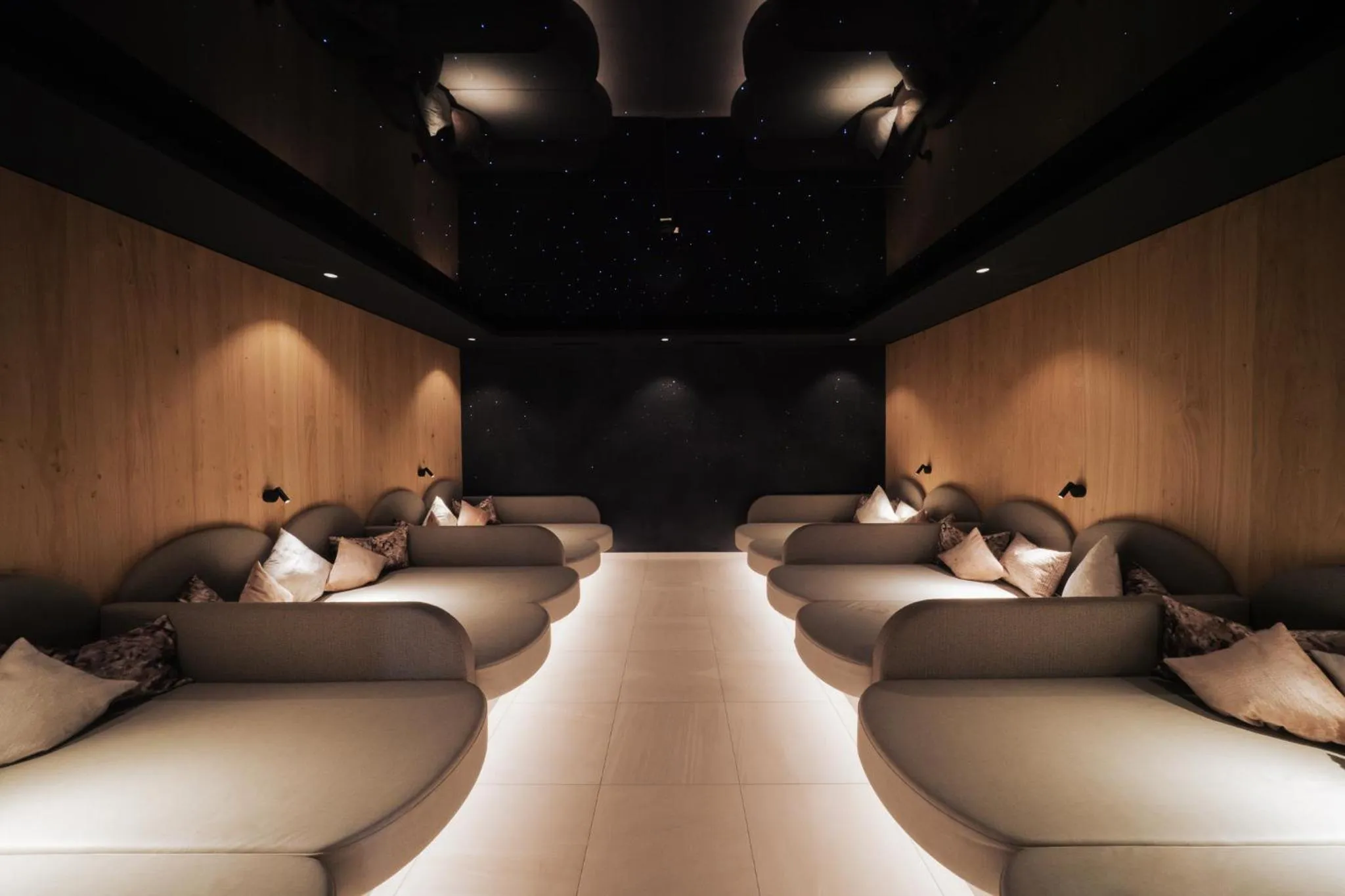 Spa and wellness centre/facilities, Bed in Hotel Weisseespitze