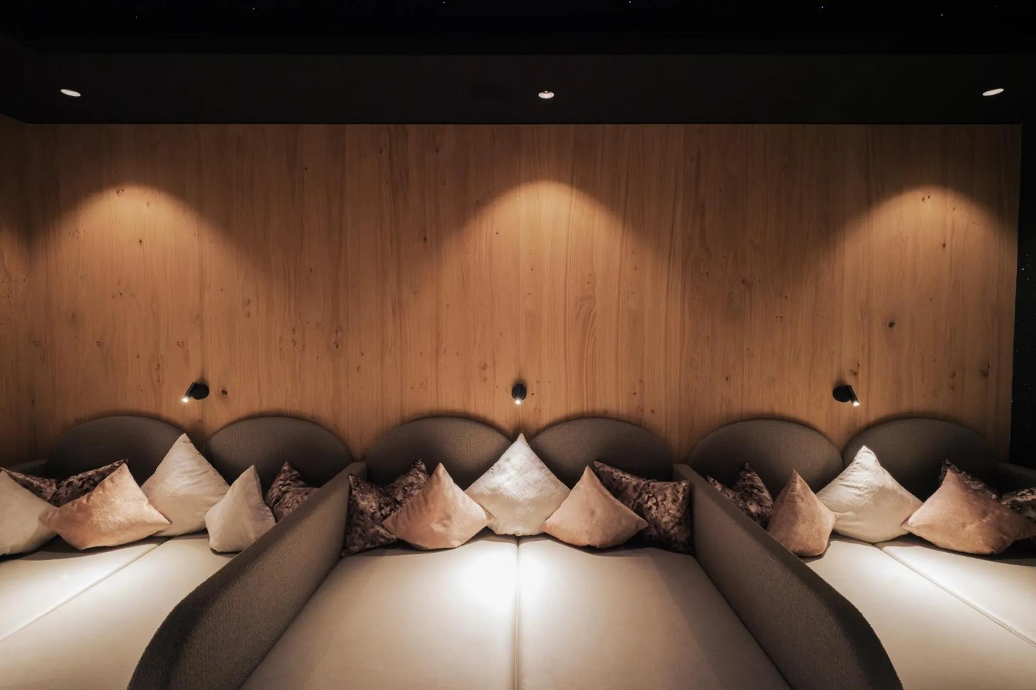 Spa and wellness centre/facilities, Bed in Hotel Weisseespitze