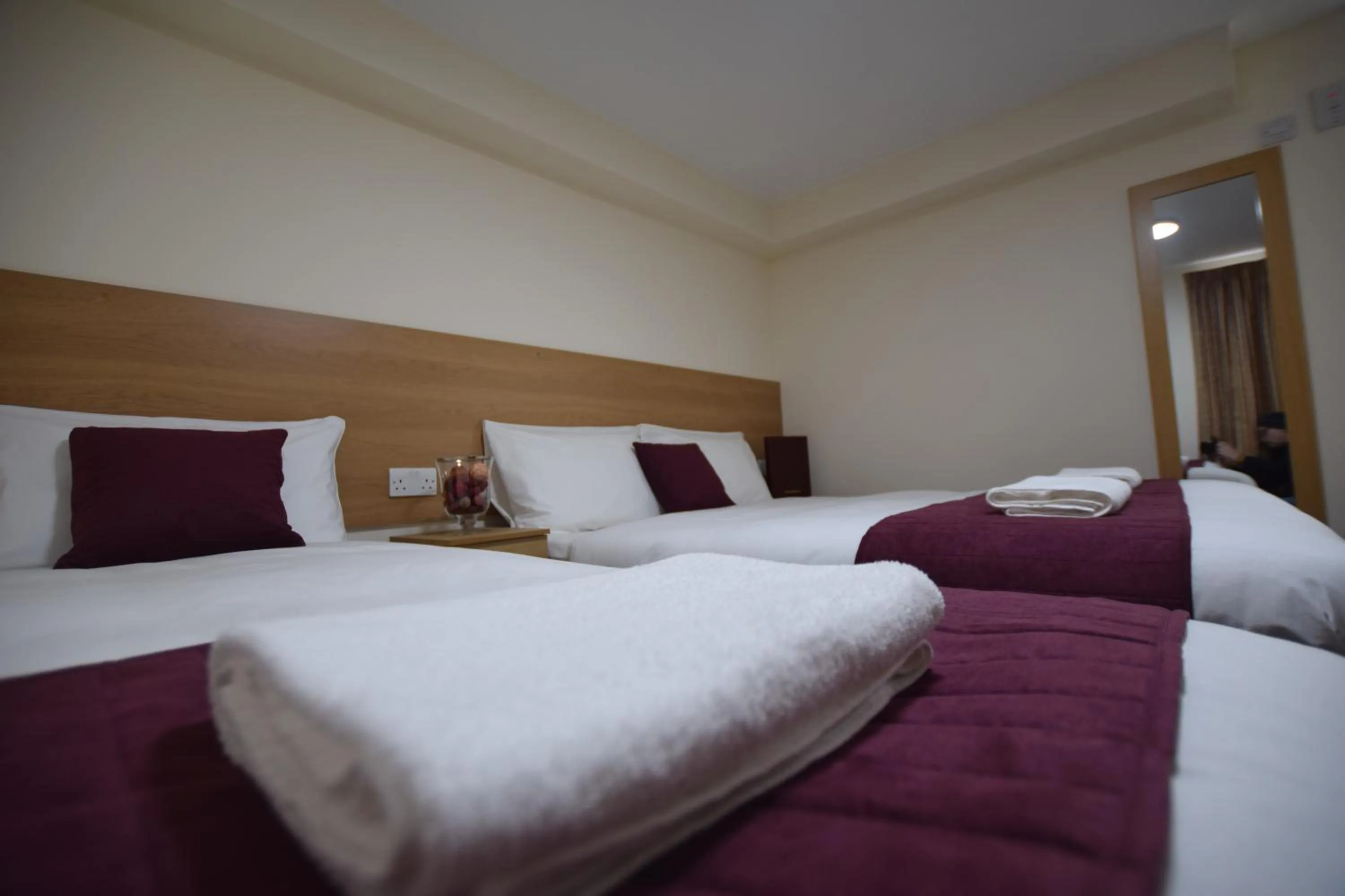 Bedroom, Bed in PremierLux Serviced Apartments