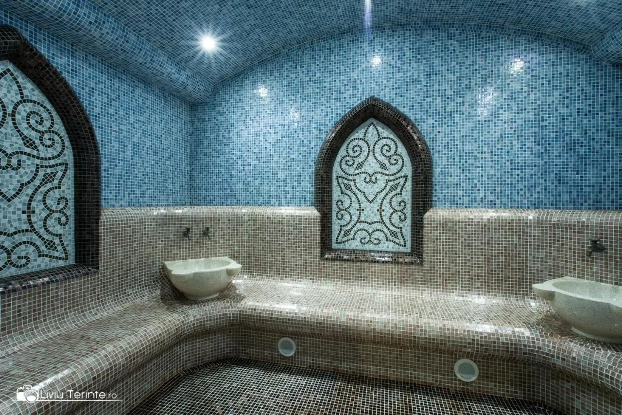 Steam room in Hotel Helen