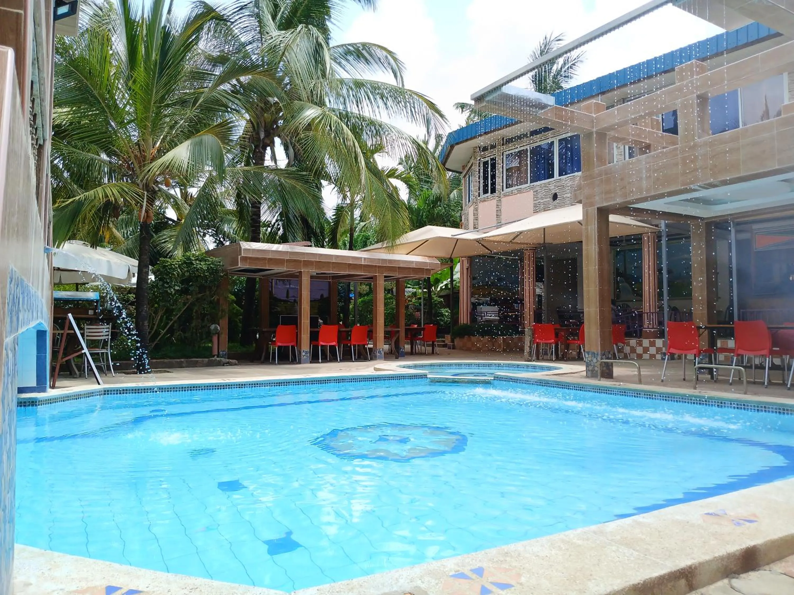 Pool view in Premier Guest Residence Hotel