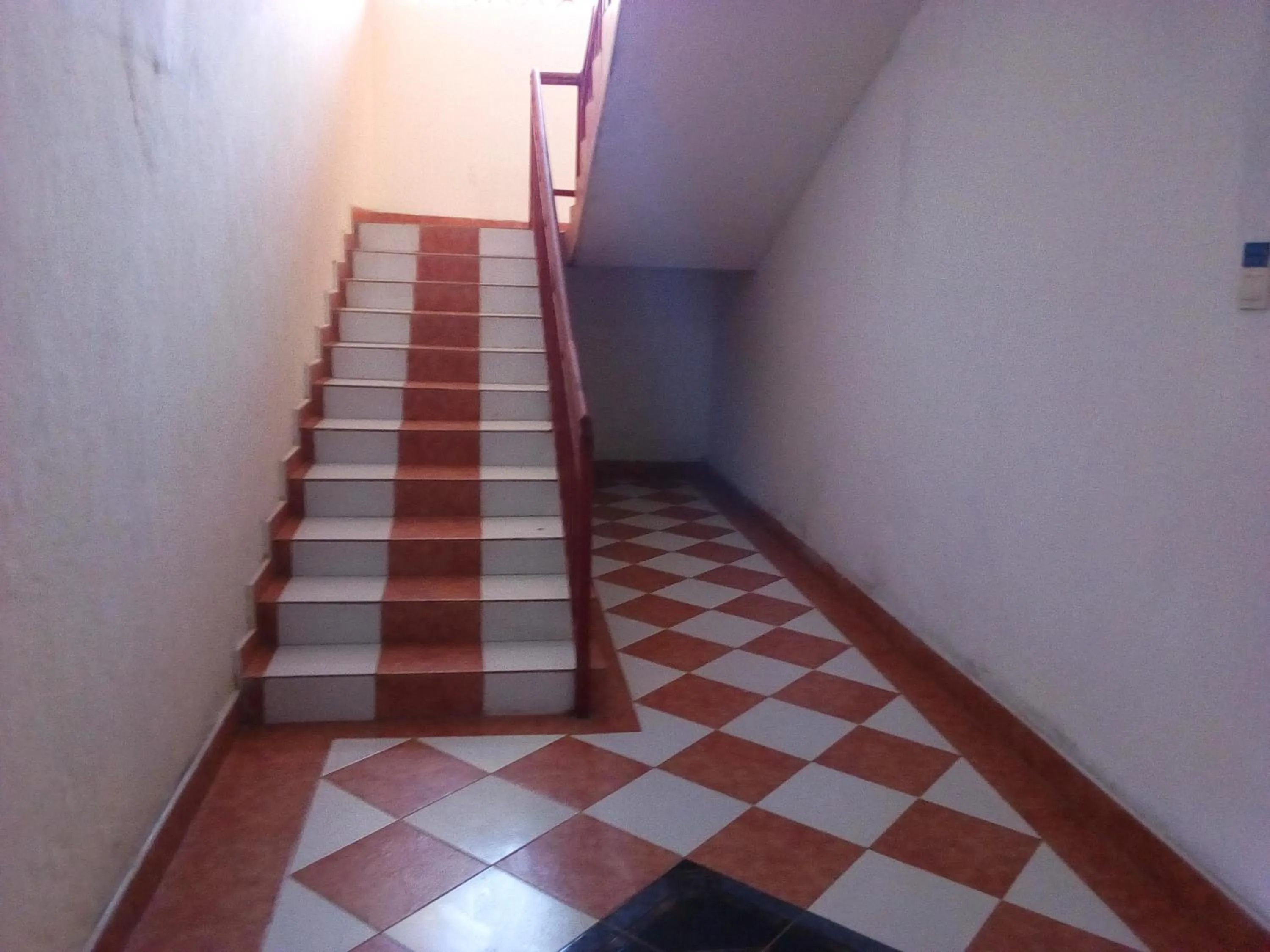 Area and facilities in Premier Guest Residence Hotel