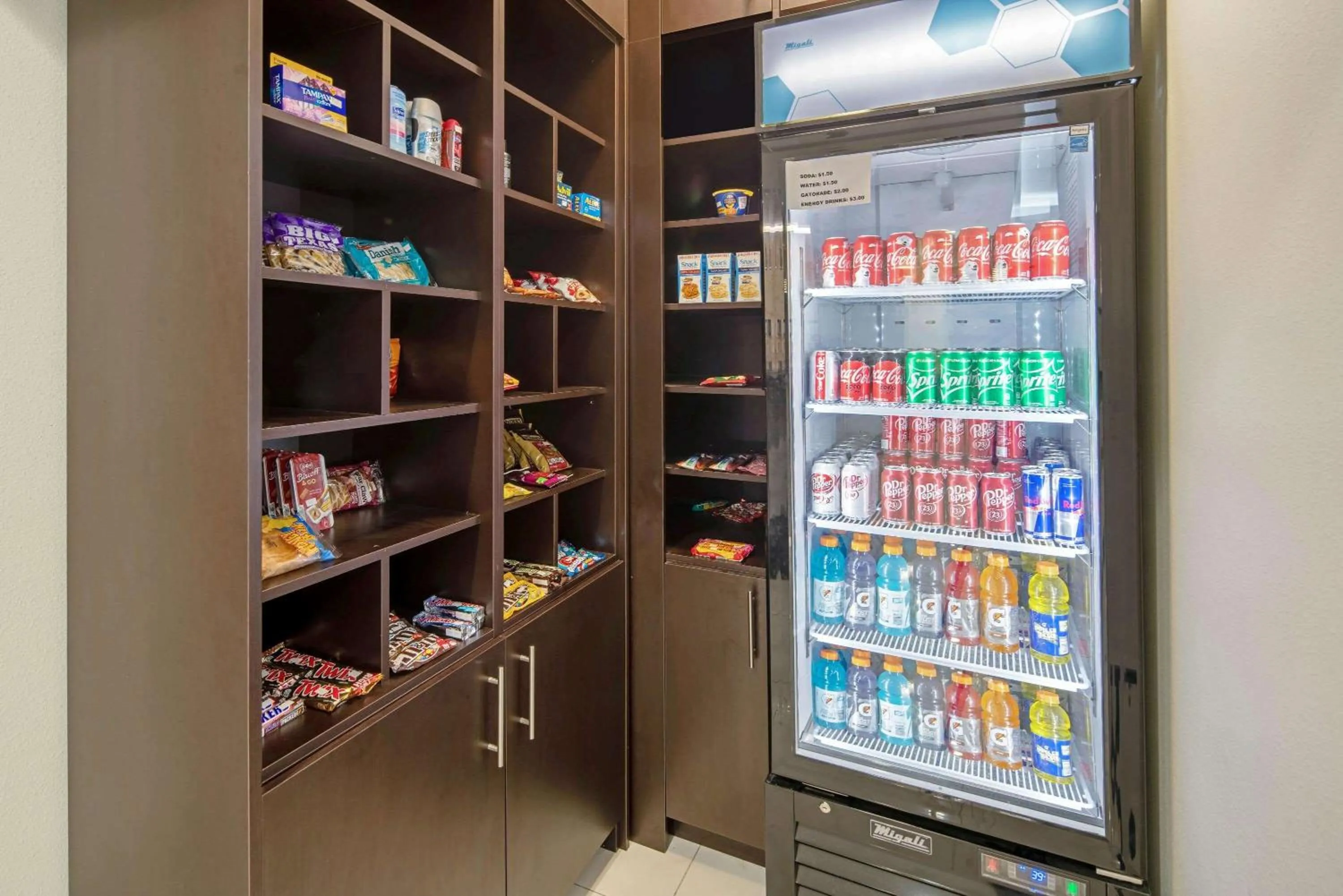 On site in La Quinta Inn & Suites by Wyndham Mercedes Outlet Mall