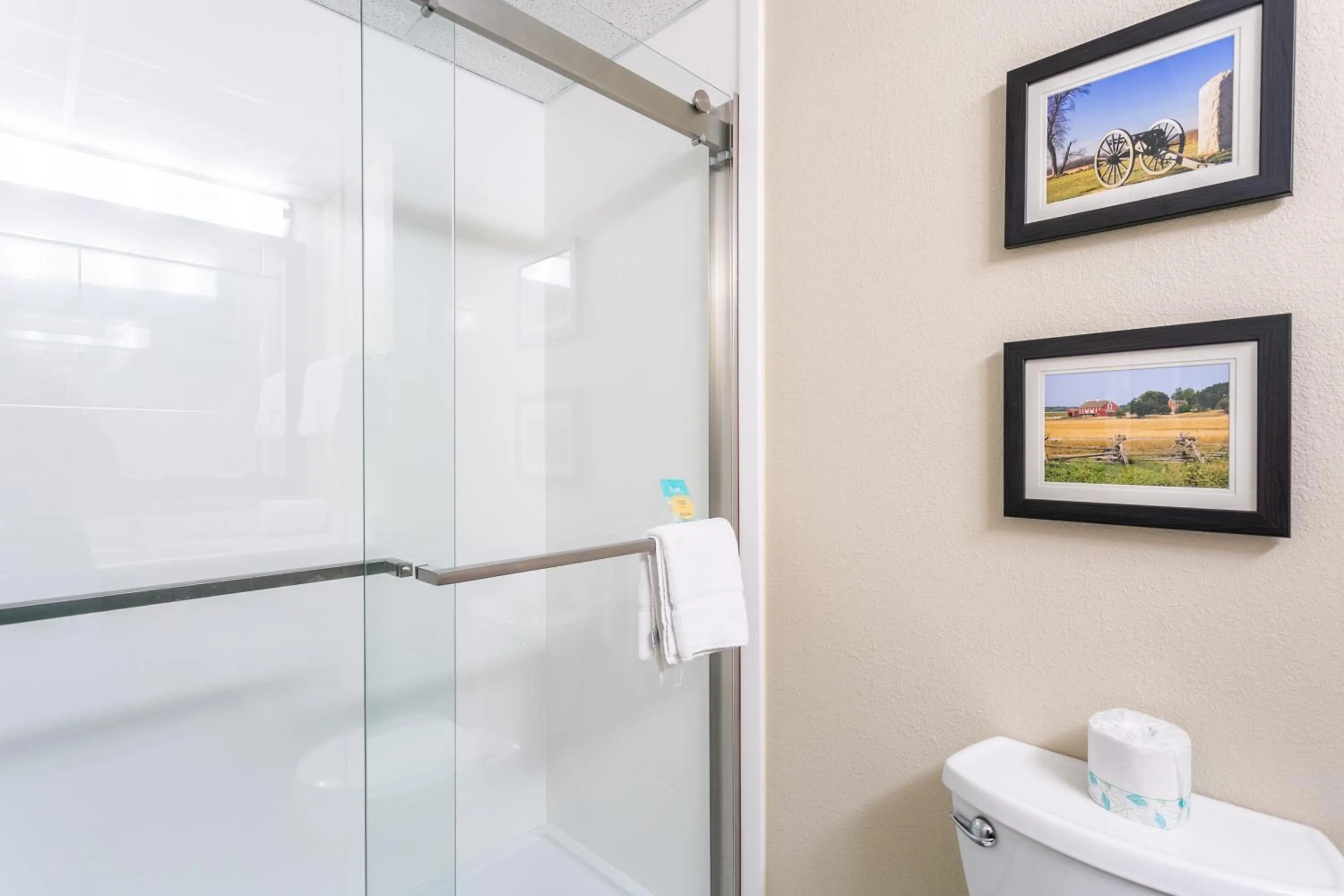 Bathroom in Aspire Hotel and Suites