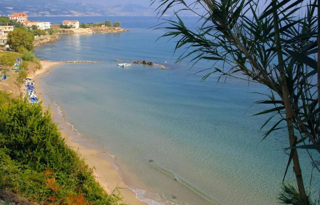 Property building in mare di zante "mare di levante"