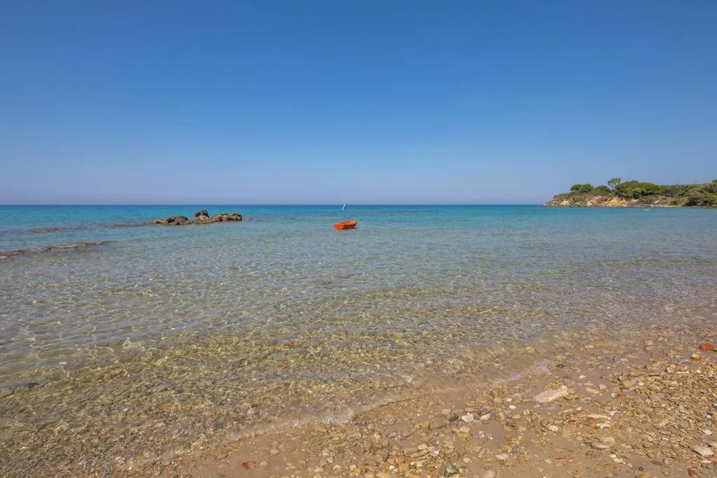 Property building in mare di zante "mare di levante"