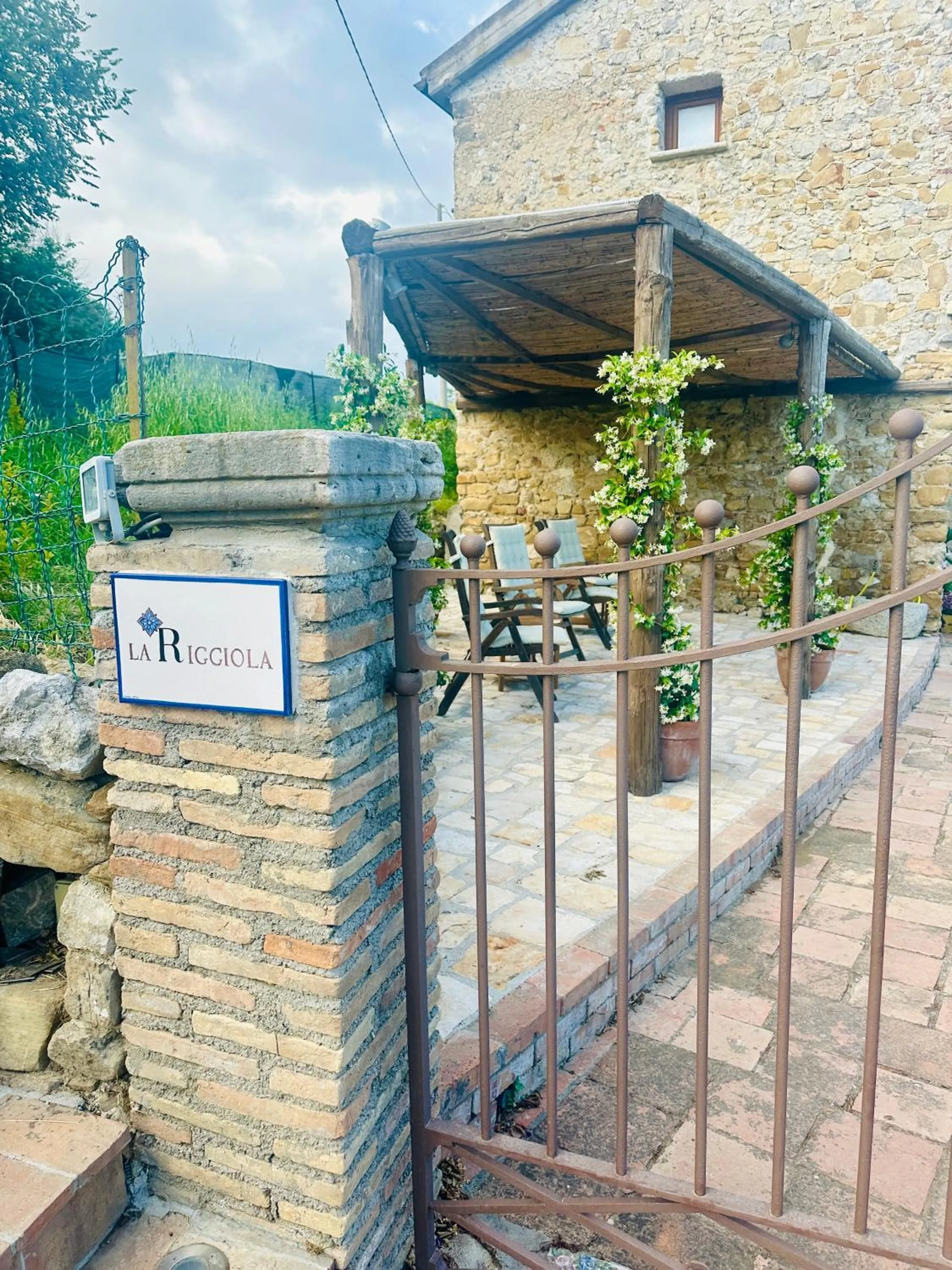 Property building in La Riggiola