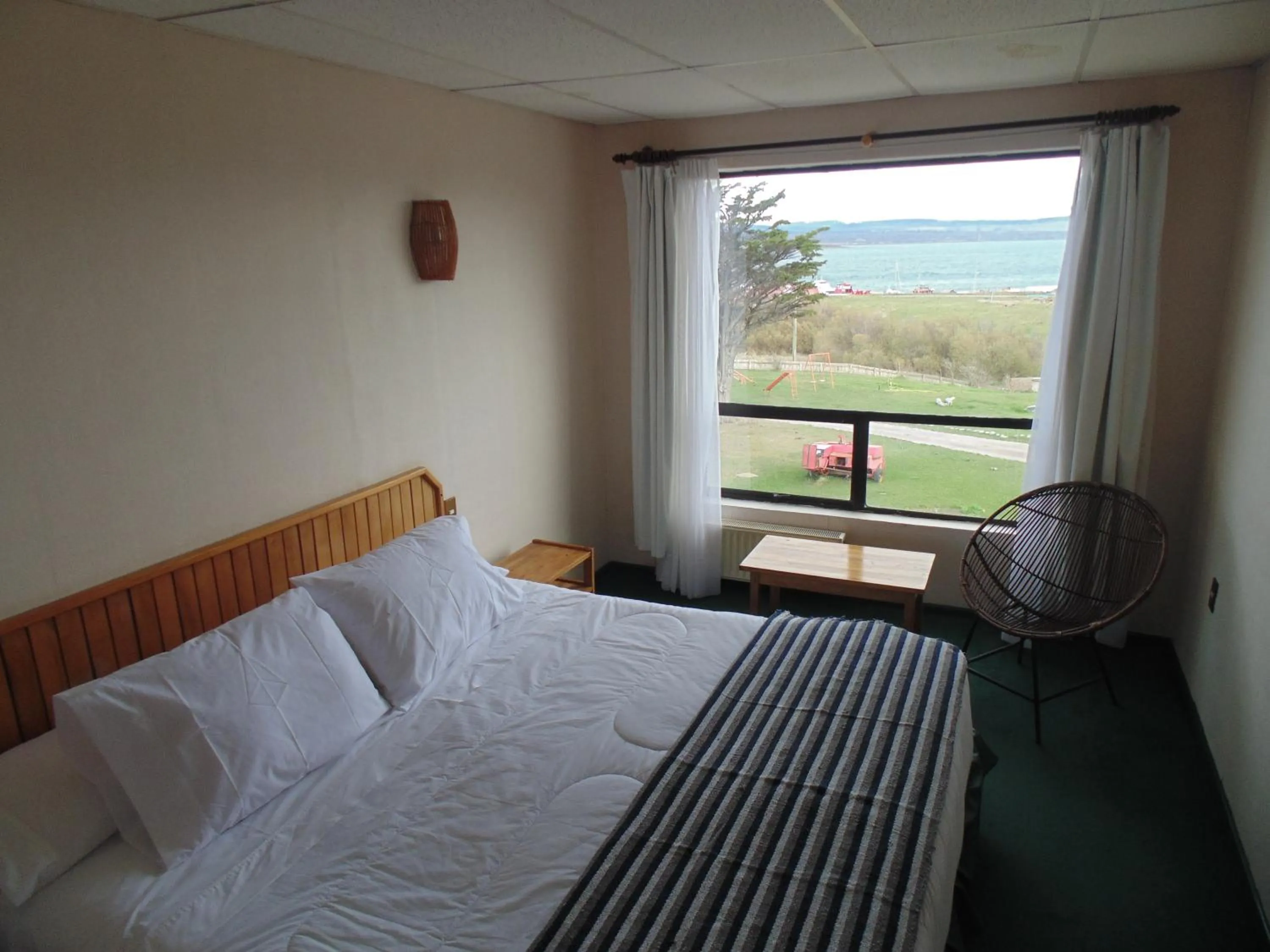 Day, Bed in Hotel HD Natales
