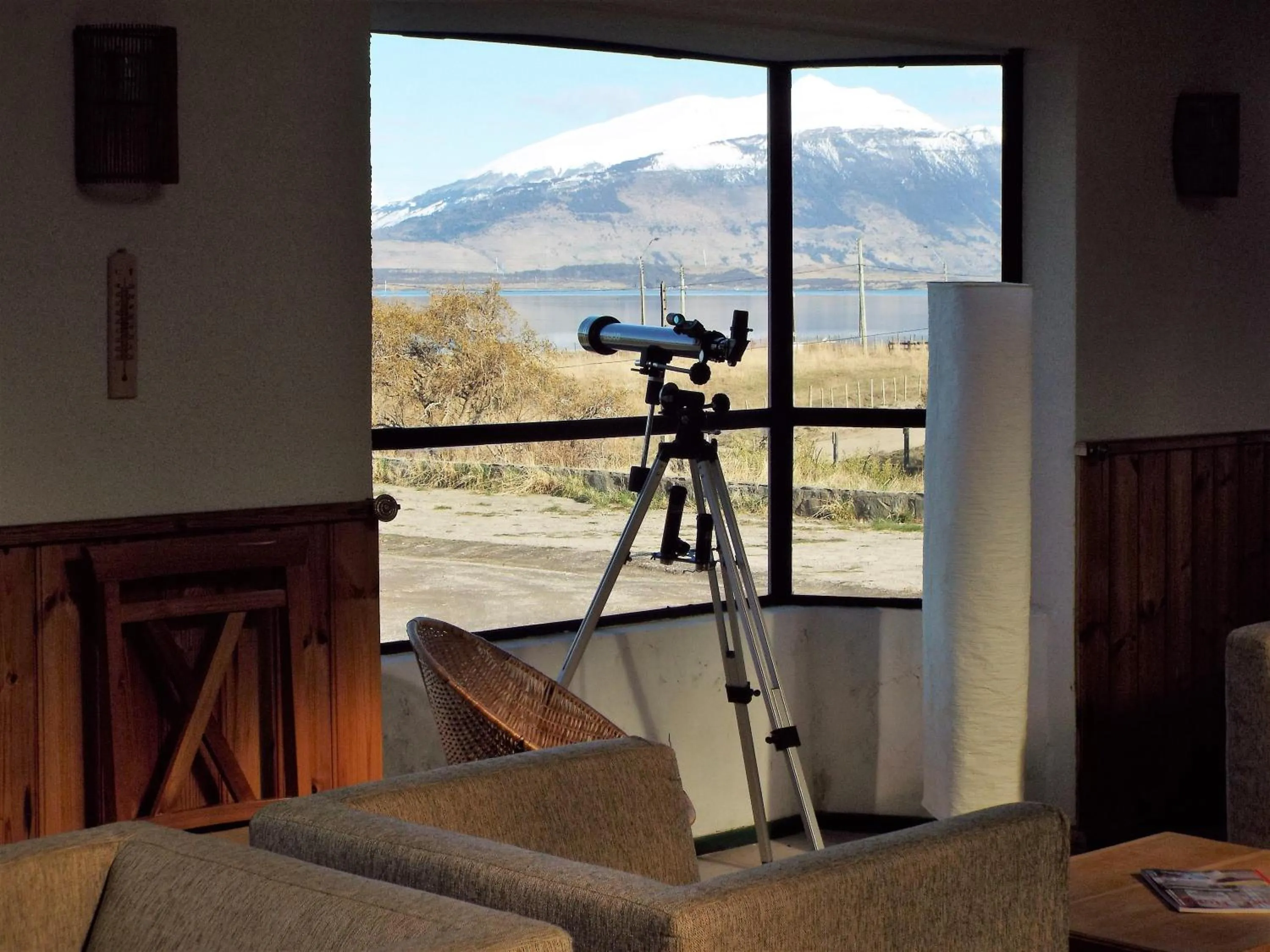 Library in Hotel HD Natales