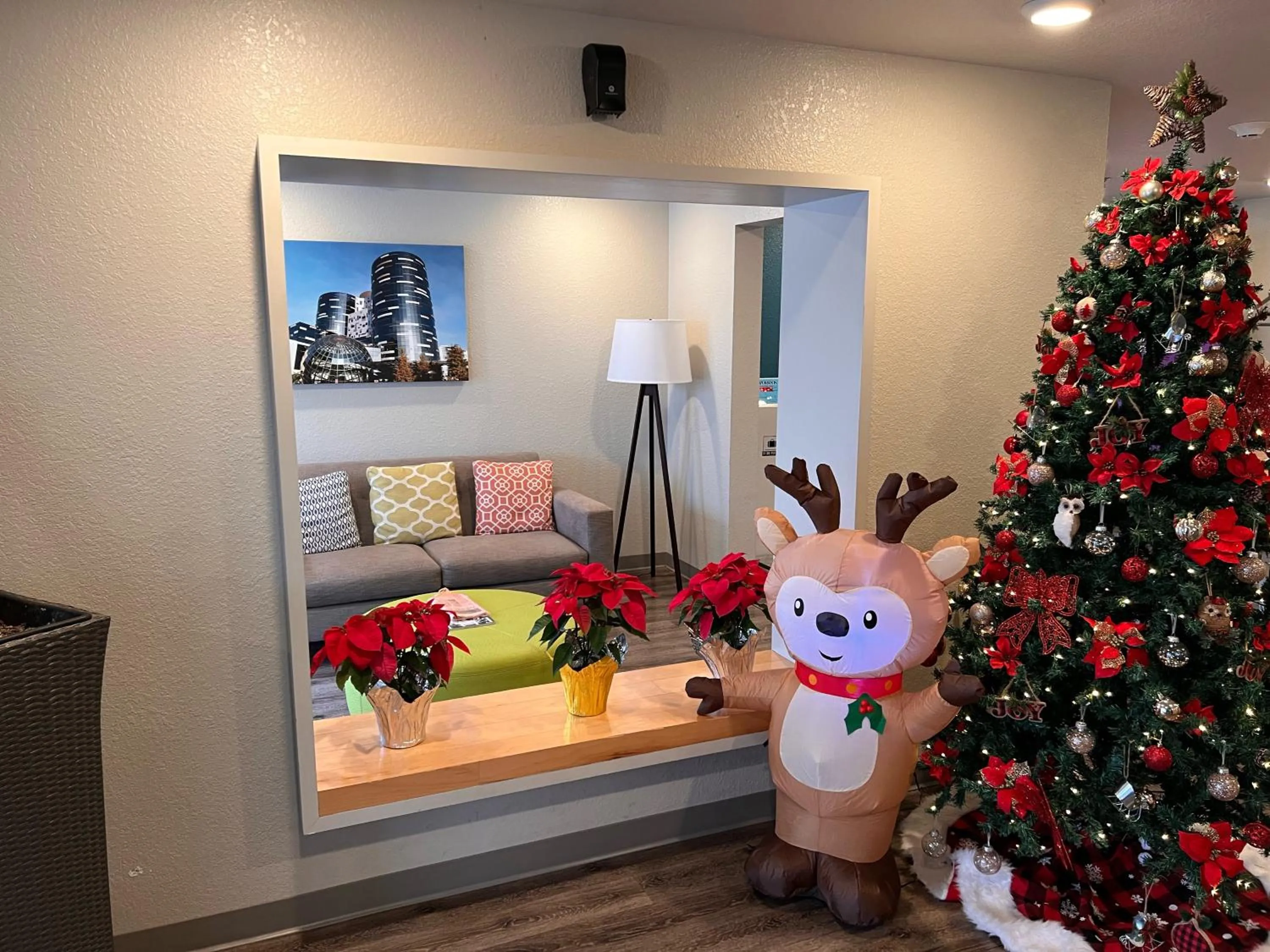 Lobby or reception in Woodspring Suites Orlando International Drive