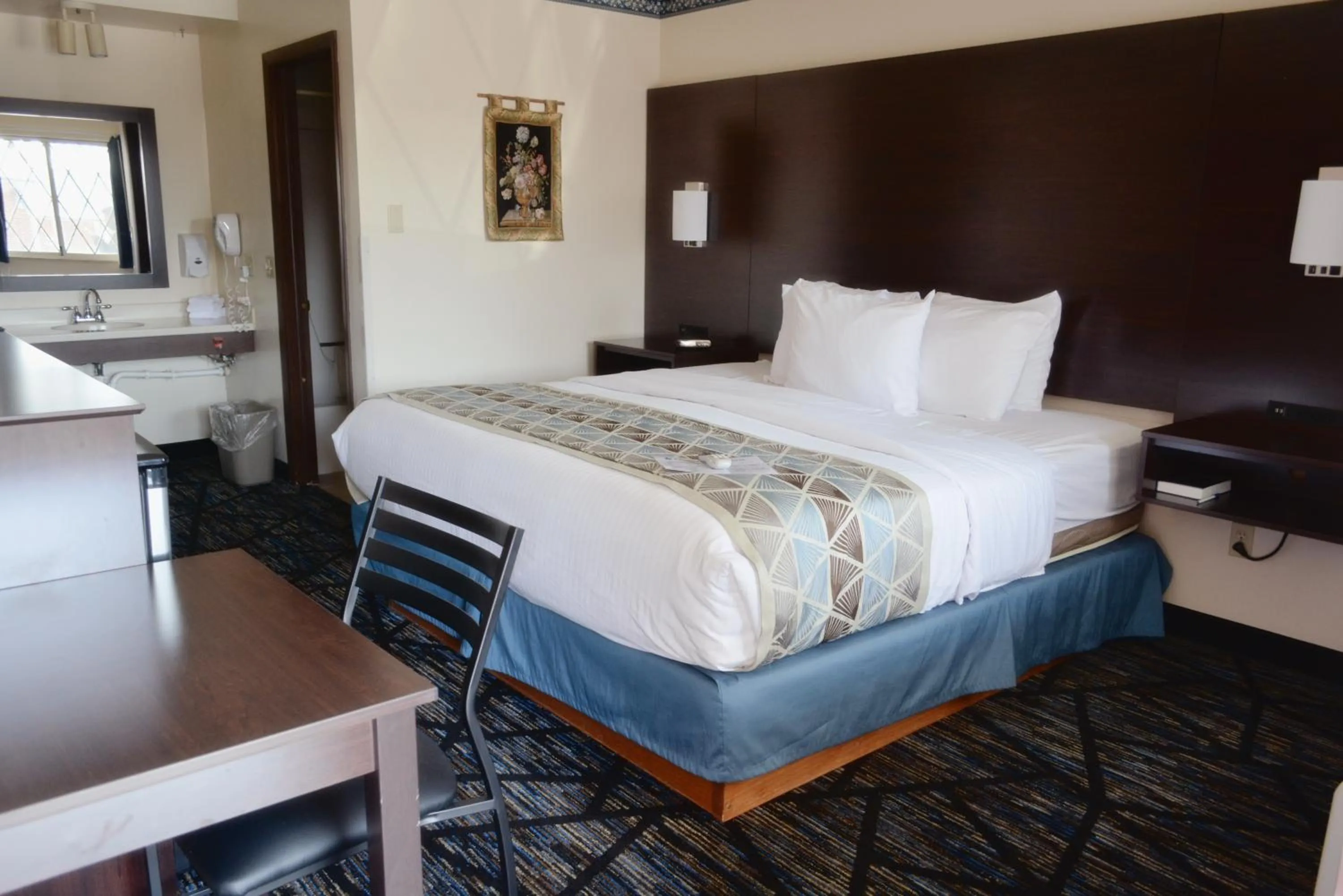 Bedroom, Bed in Frankenmuth Motel