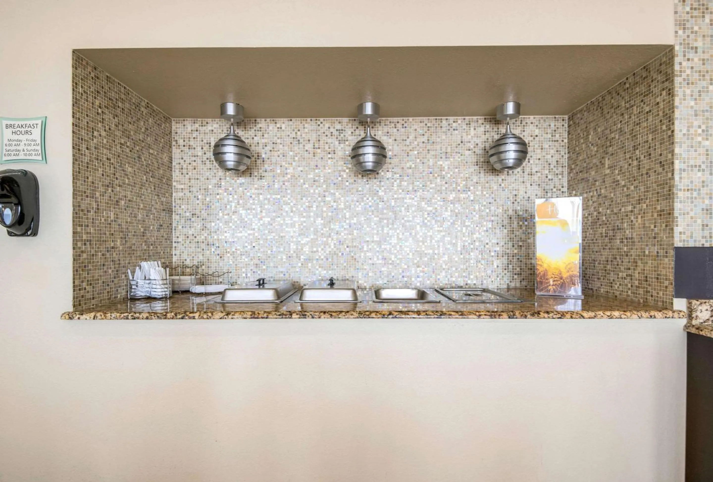 Restaurant/places to eat in Quality Inn Sweetwater I-20