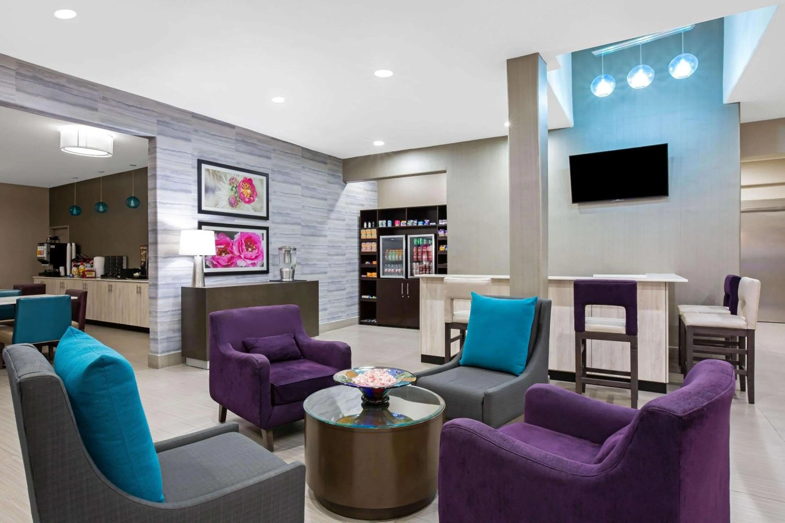 Lobby or reception in La Quinta by Wyndham Pharr North McAllen