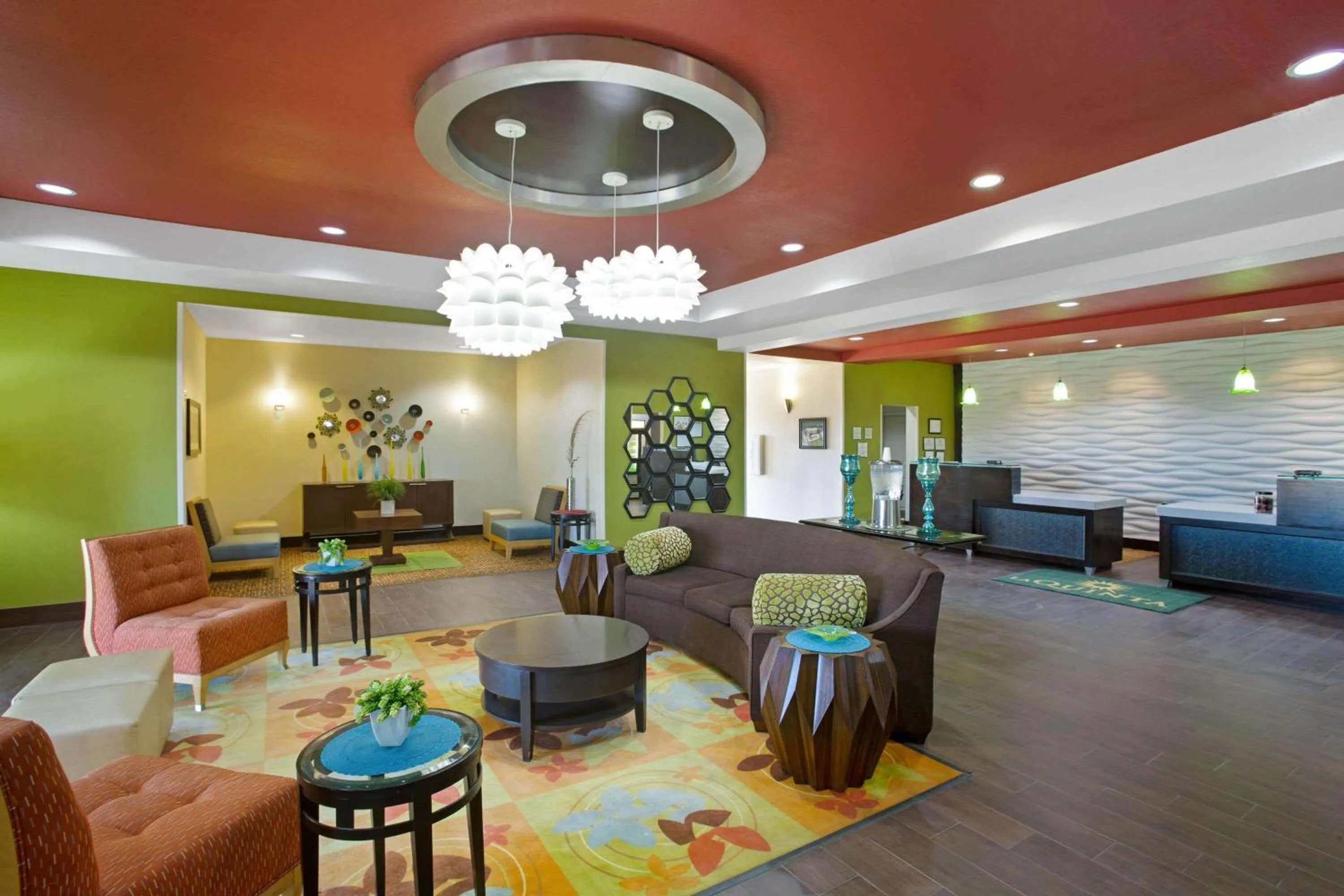 Lobby or reception in La Quinta by Wyndham Pearsall