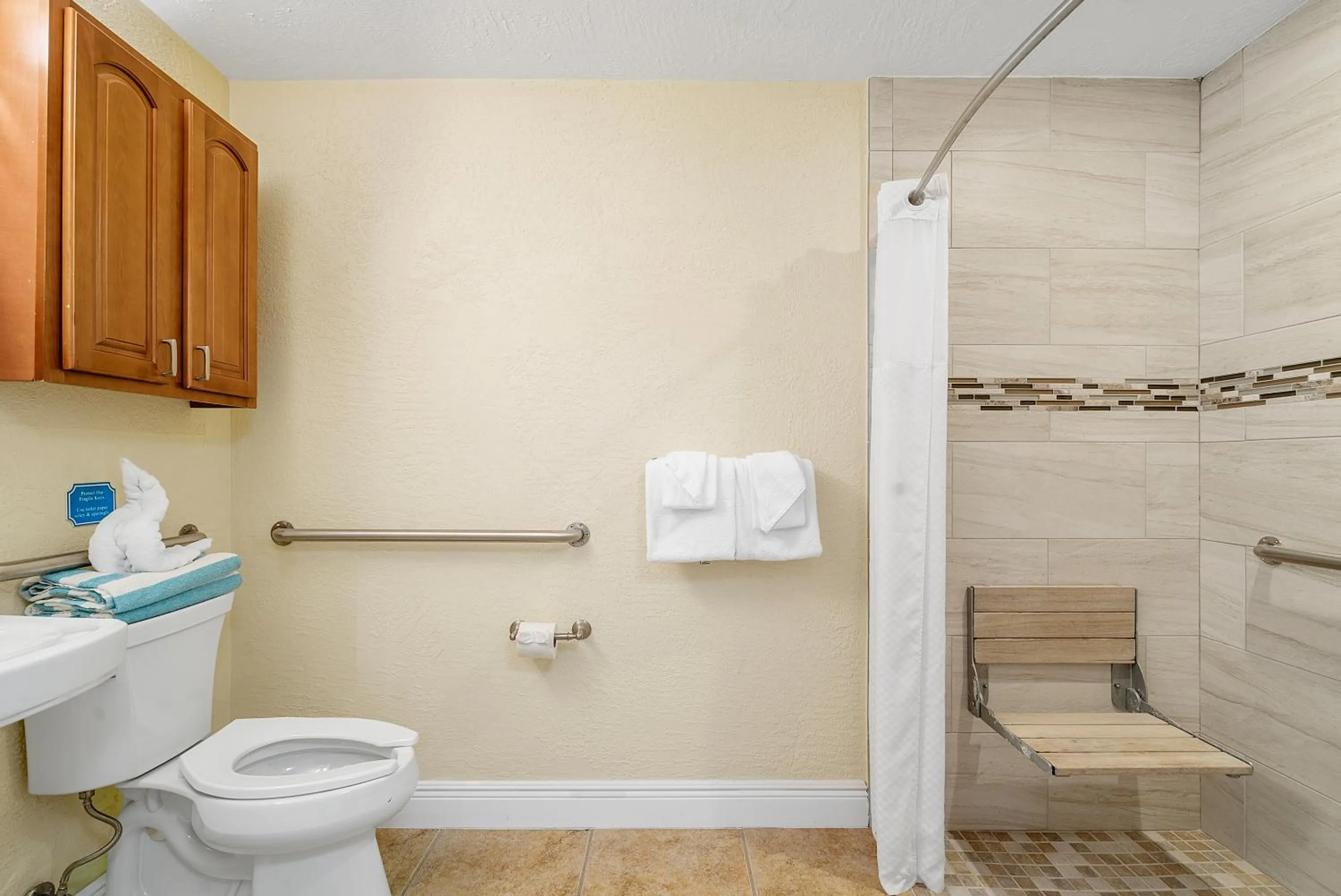 Bathroom in Coconut Bay Resort - Key Largo