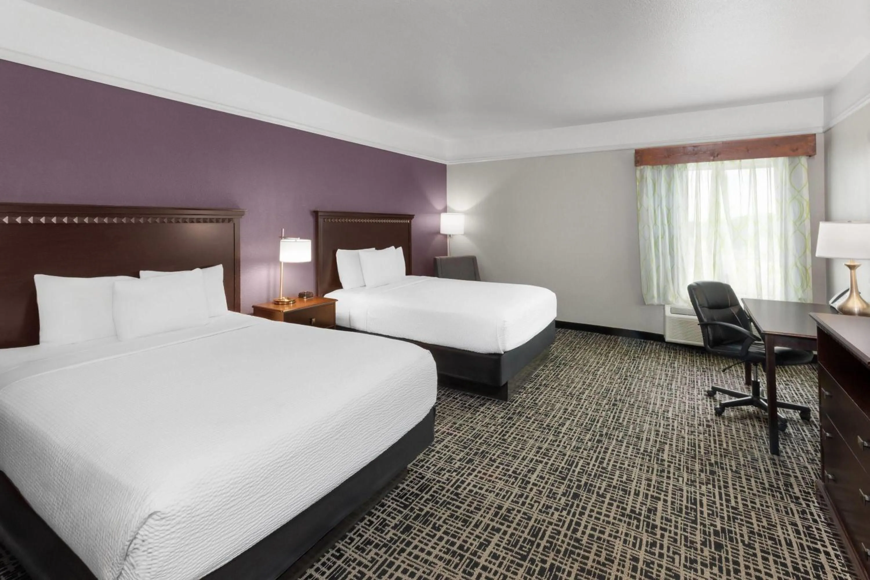 Photo of the whole room, Bed in La Quinta by Wyndham Brownwood