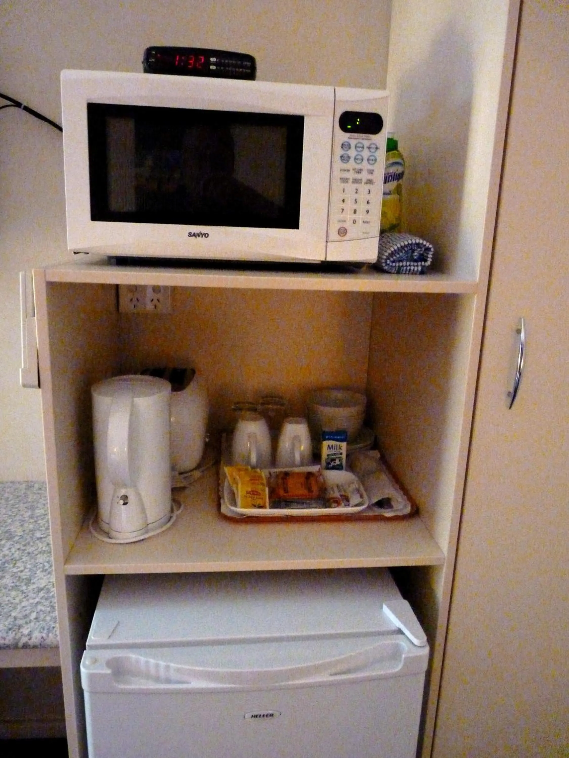 Coffee/tea facilities in International Lodge Motel
