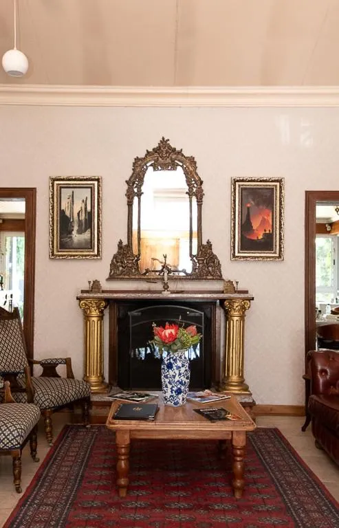 Hobbit Boutique Hotel