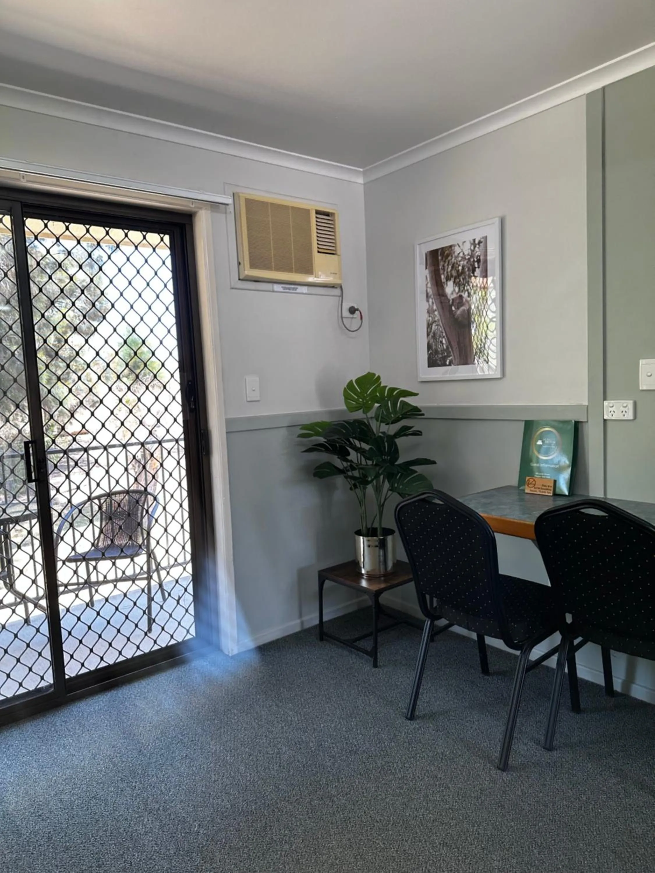 Balcony/Terrace in Murgon Motor Inn