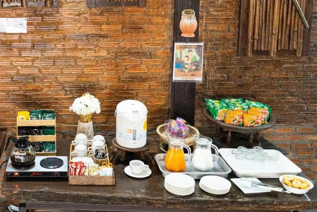 Breakfast in De Wiang Kum Kam