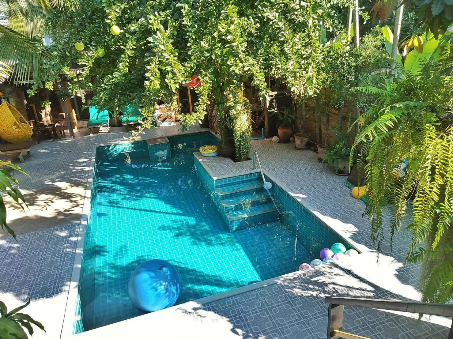 Pool view in De Wiang Kum Kam