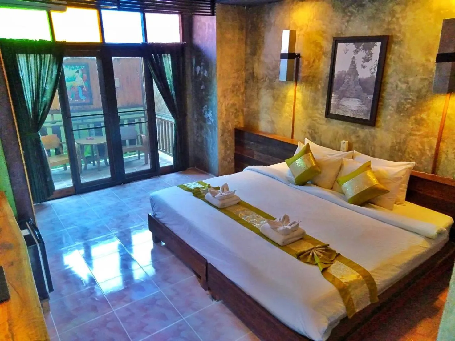 Bed in De Wiang Kum Kam