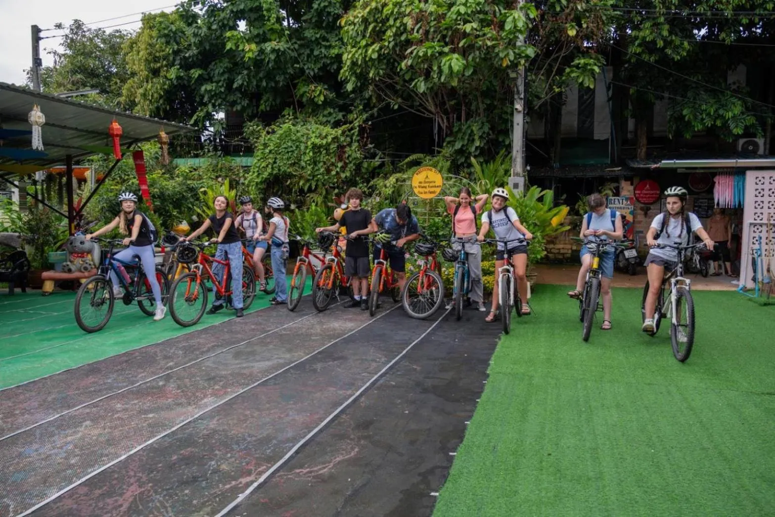 Activities in De Wiang Kum Kam