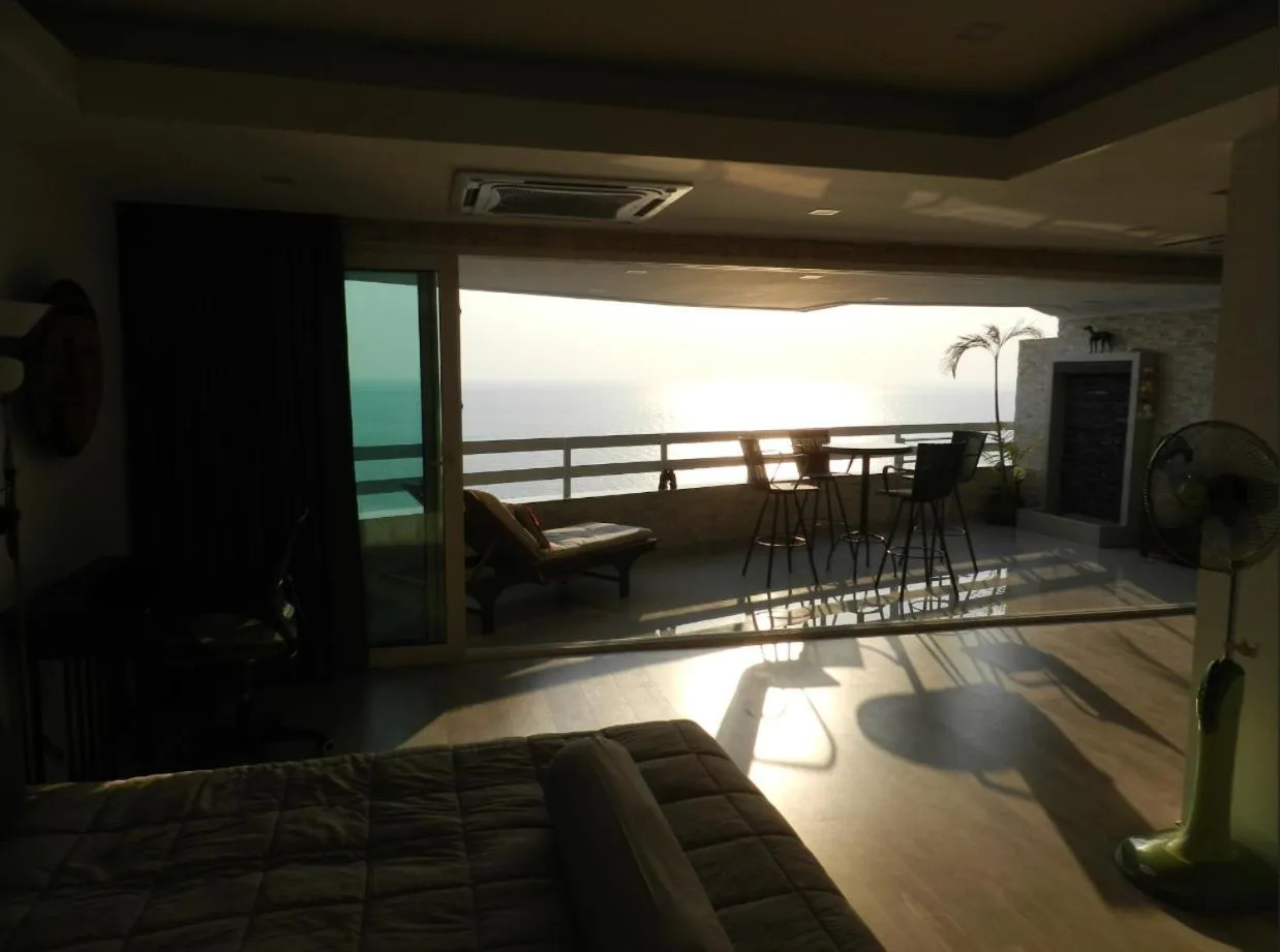 Photo of the whole room in Jomtien PLAZA Condotel